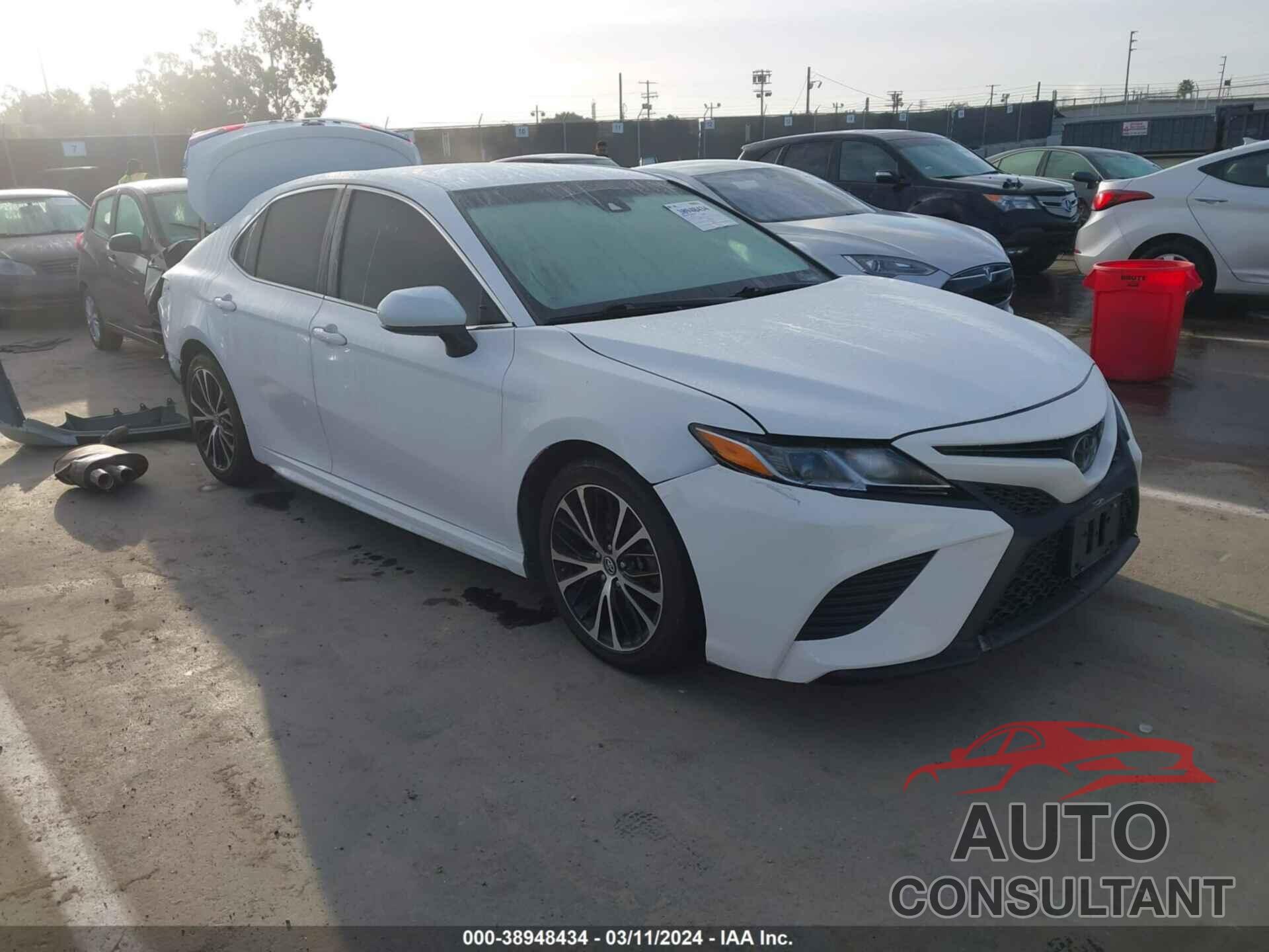 TOYOTA CAMRY 2019 - 4T1B11HK7KU824702