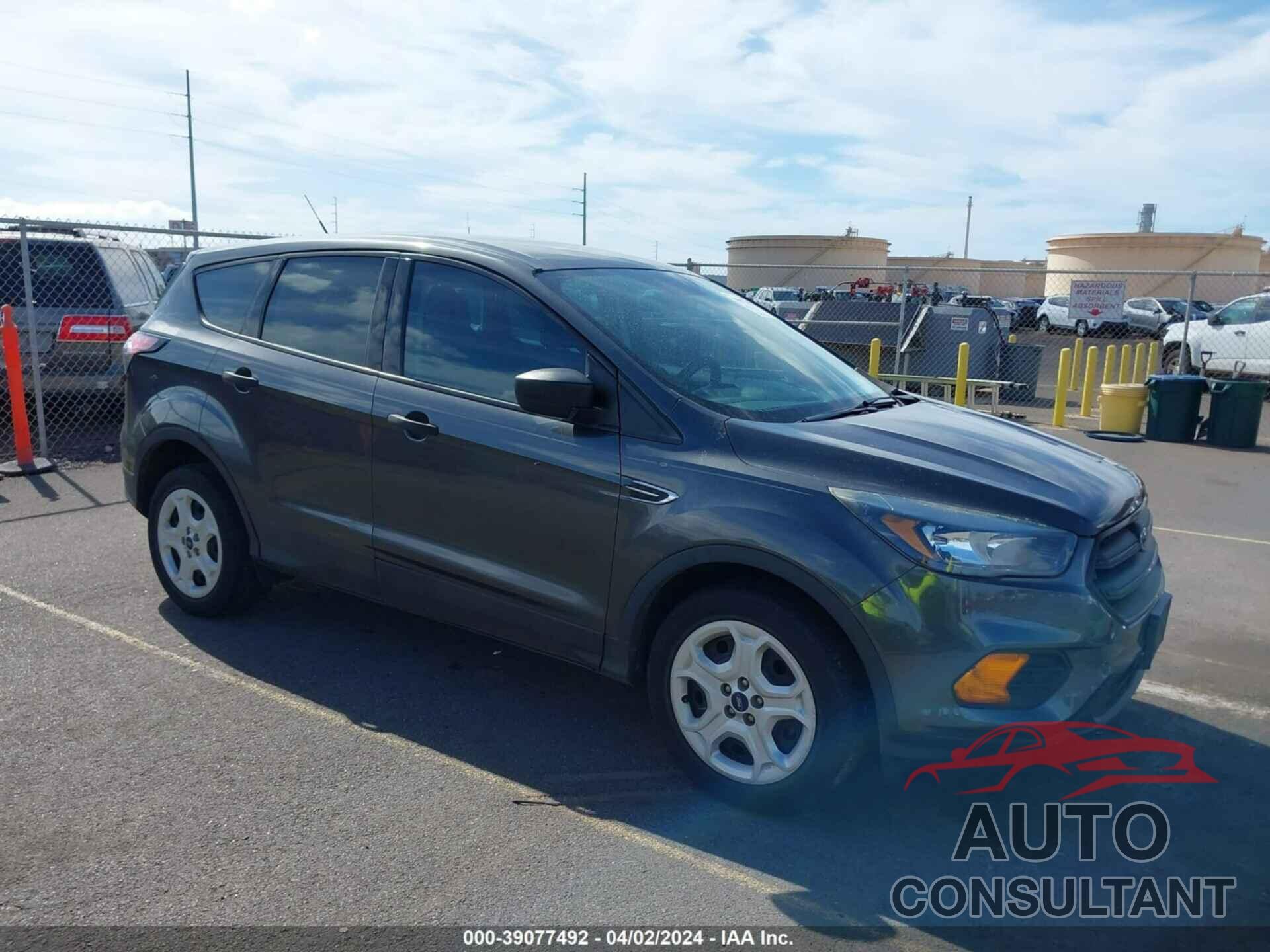 FORD ESCAPE 2018 - 1FMCU0F71JUC59222