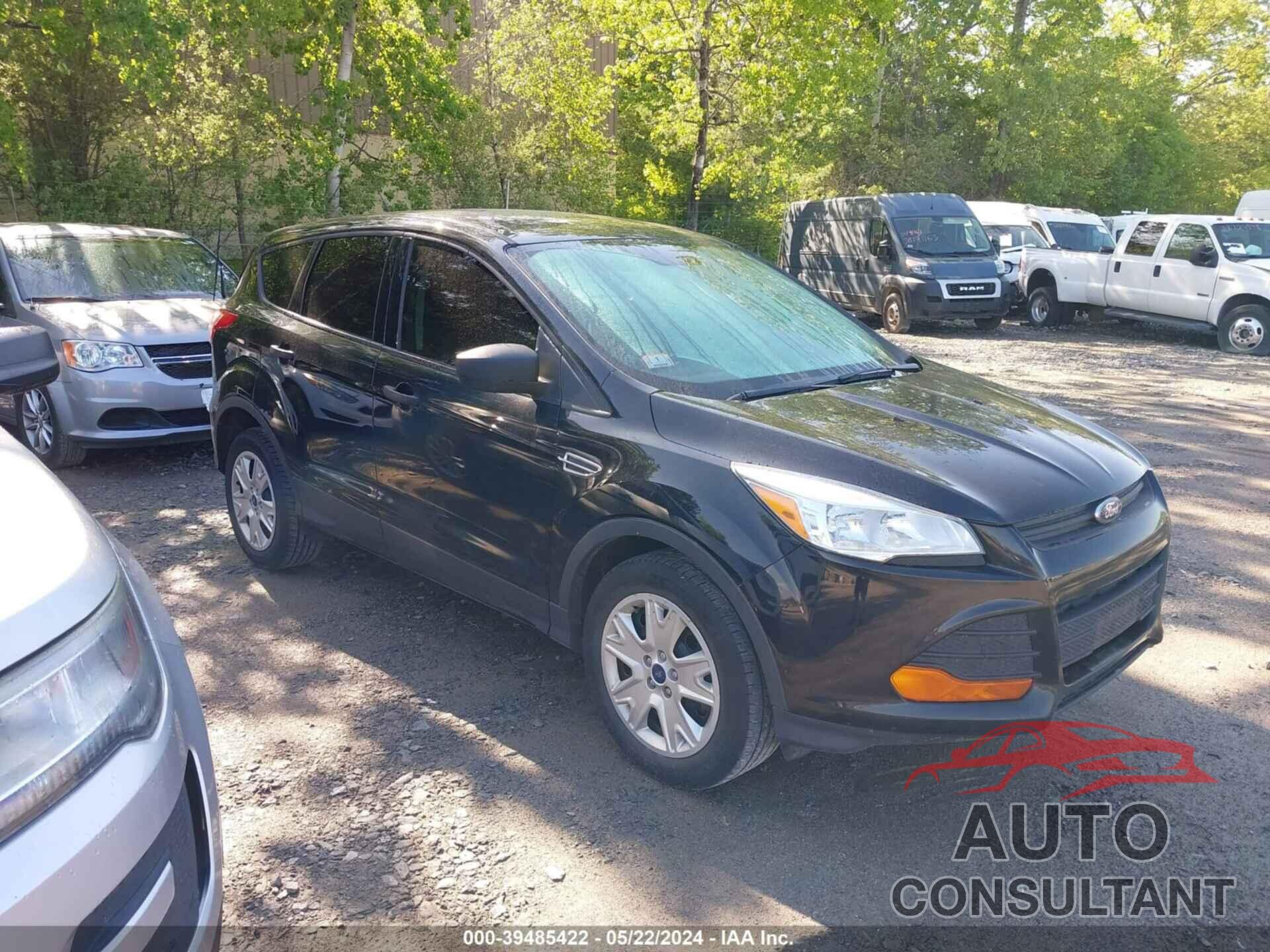 FORD ESCAPE 2016 - 1FMCU0F79GUC83812