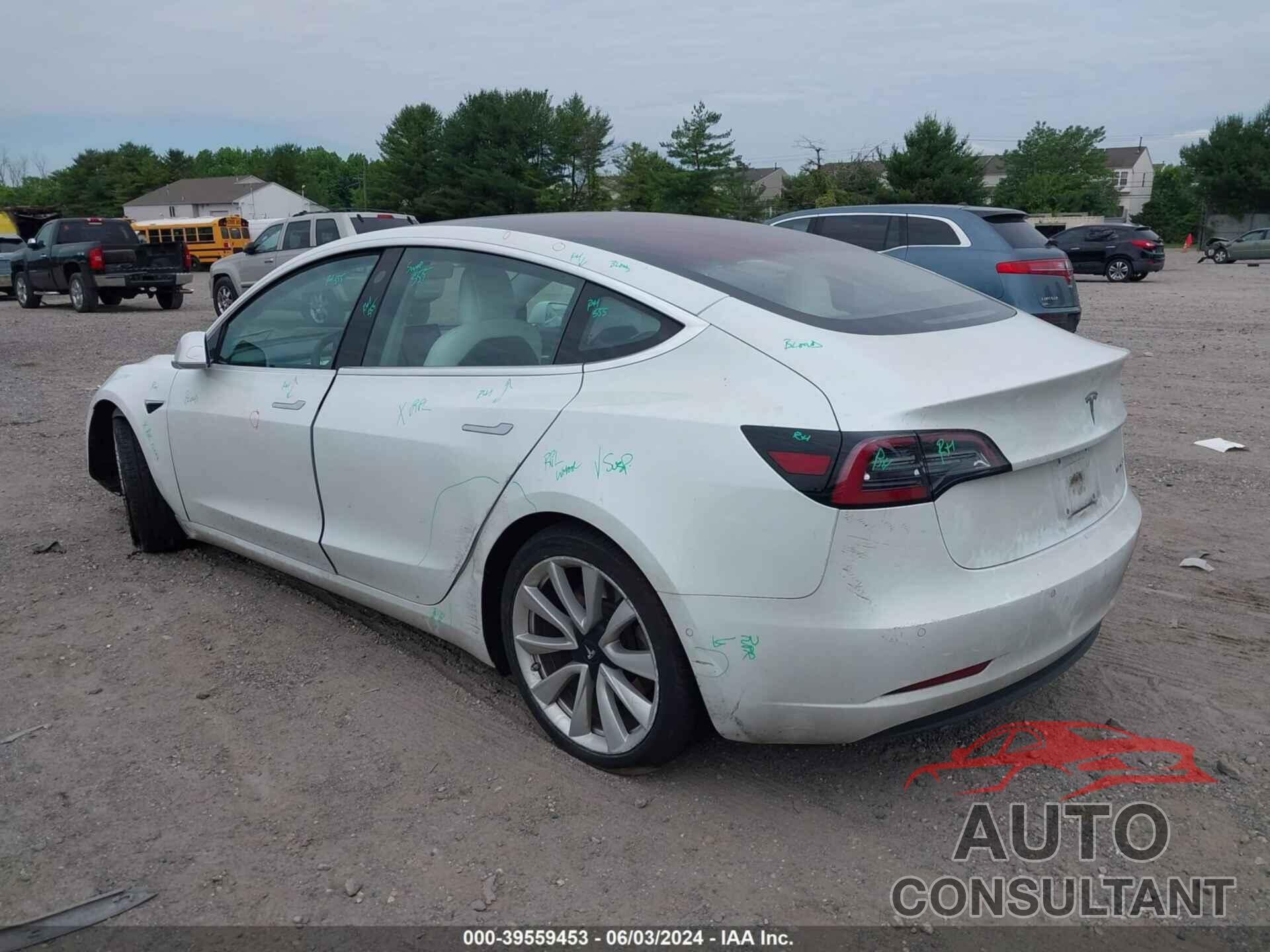 TESLA MODEL 3 2018 - 5YJ3E1EB6JF135663