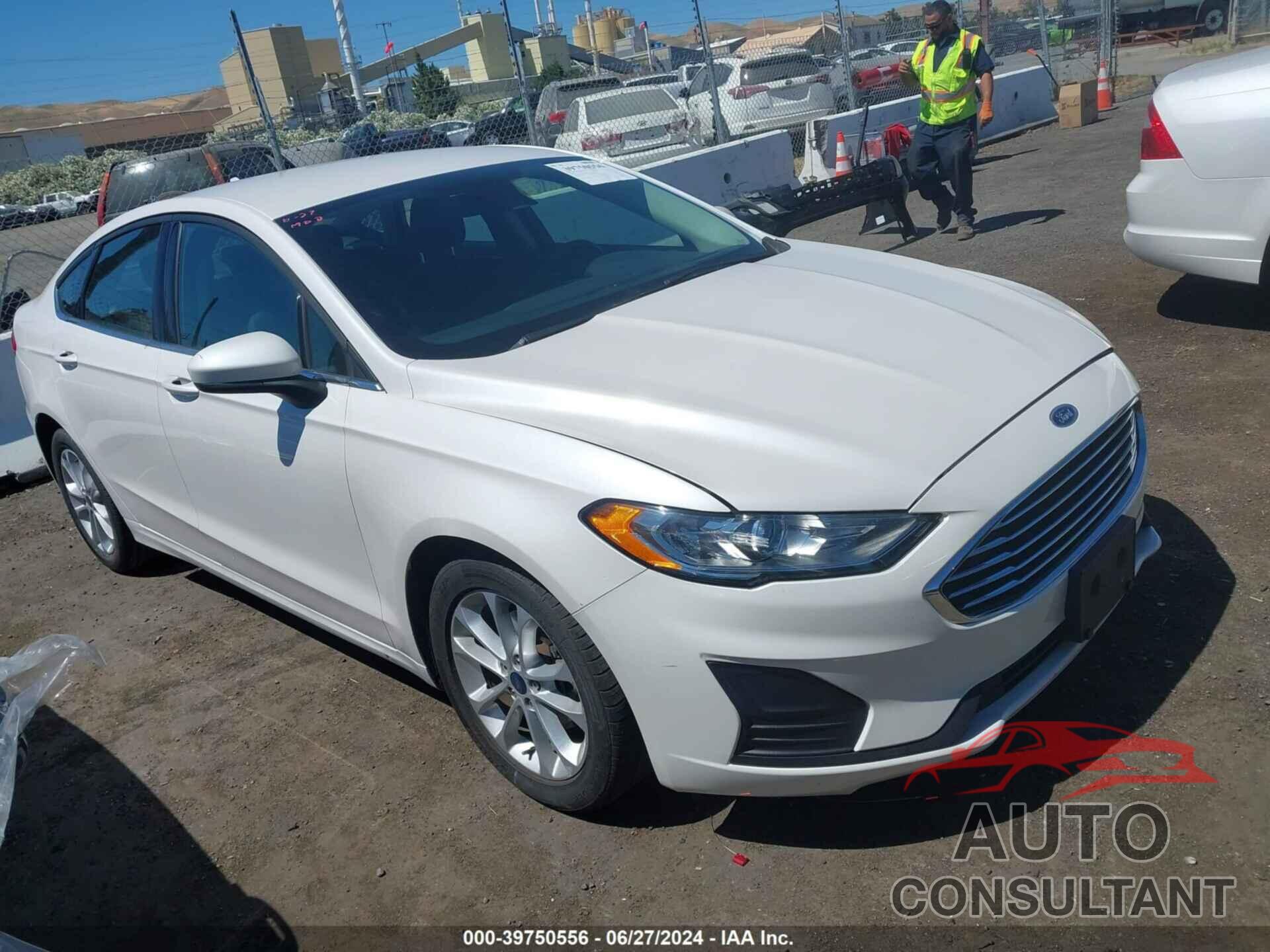 FORD FUSION 2020 - 3FA6P0HD5LR247005