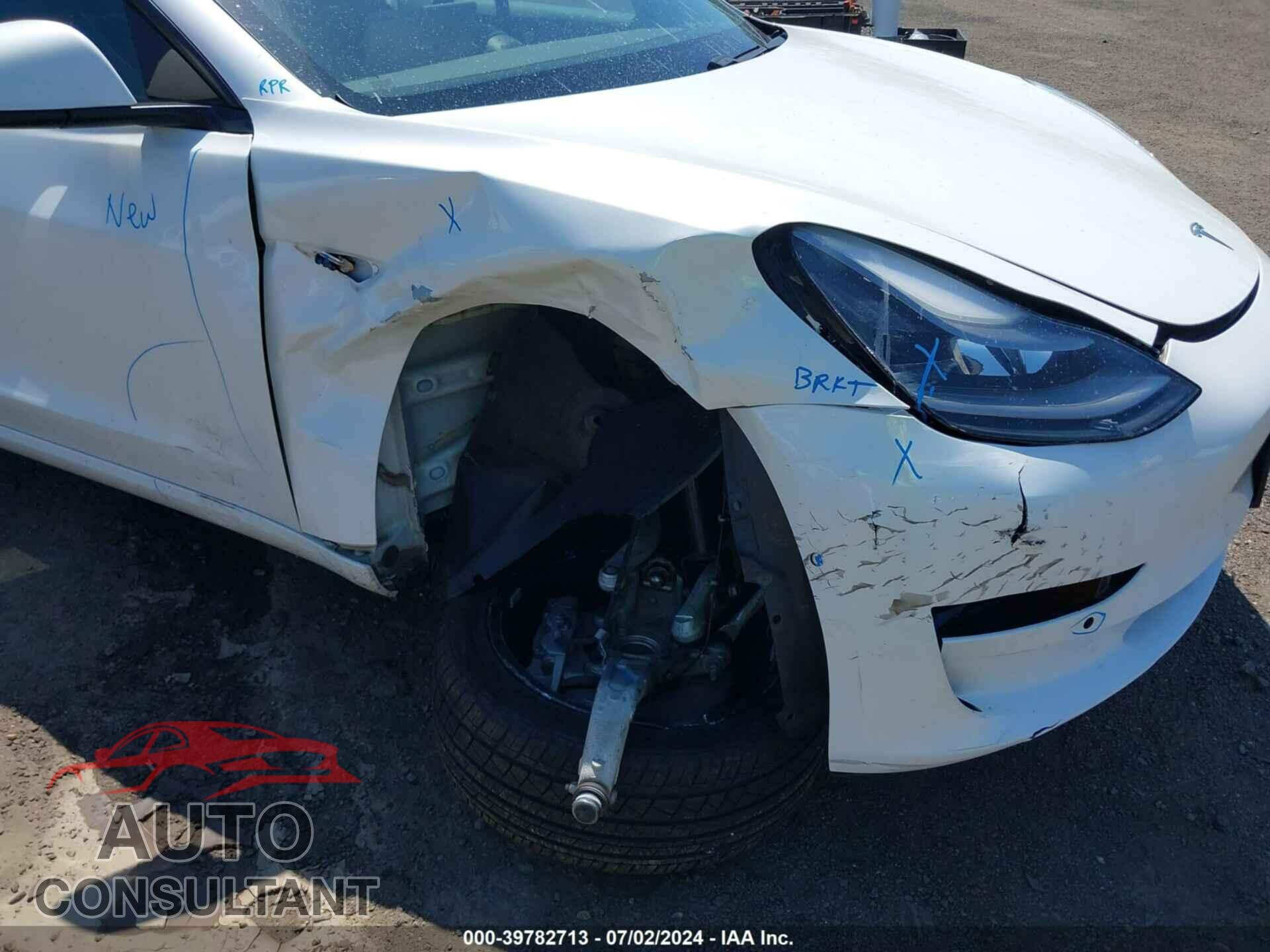 TESLA MODEL 3 2021 - 5YJ3E1EA5MF085107