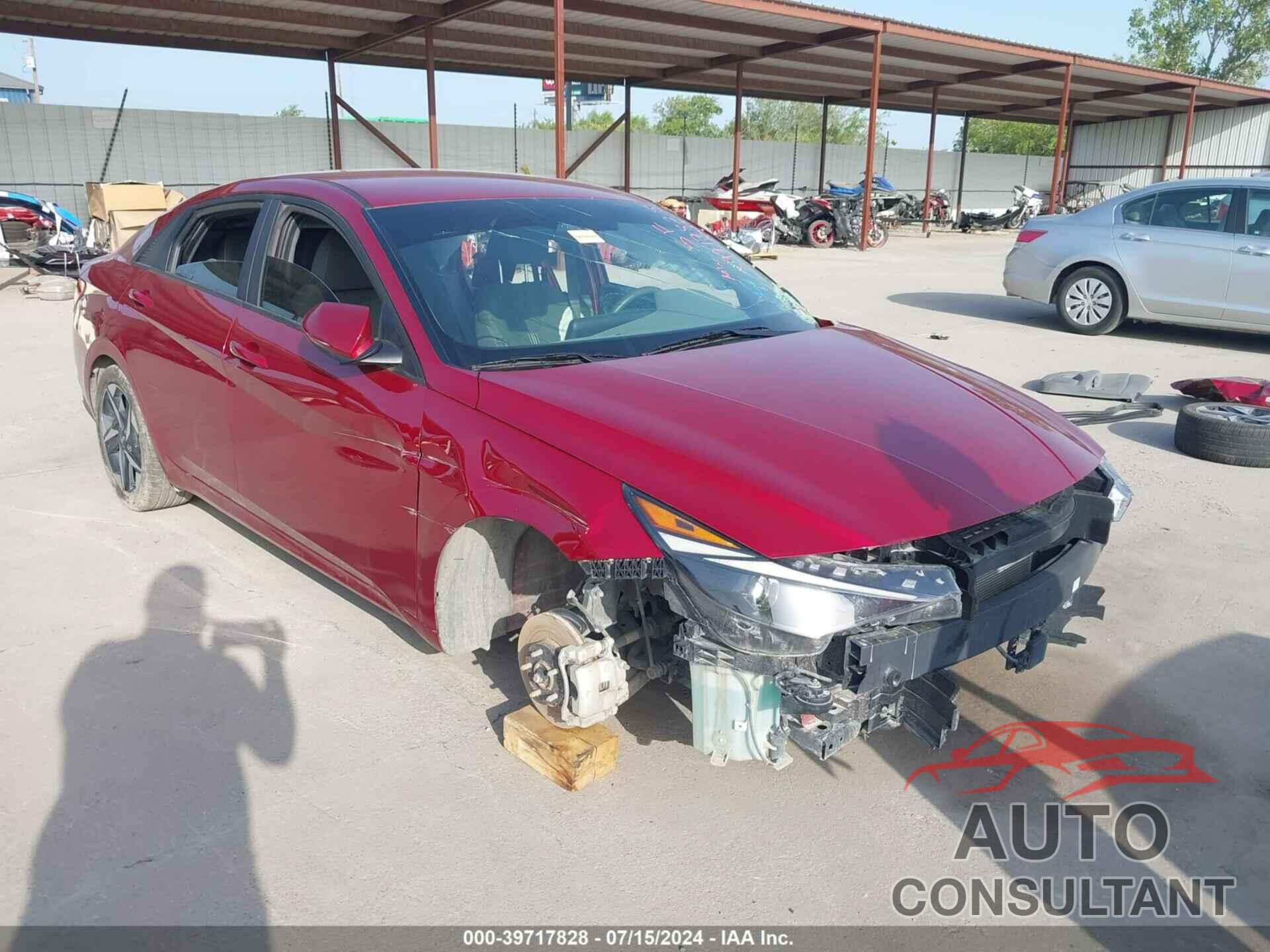 HYUNDAI ELANTRA 2023 - KMHLS4AG6PU624183