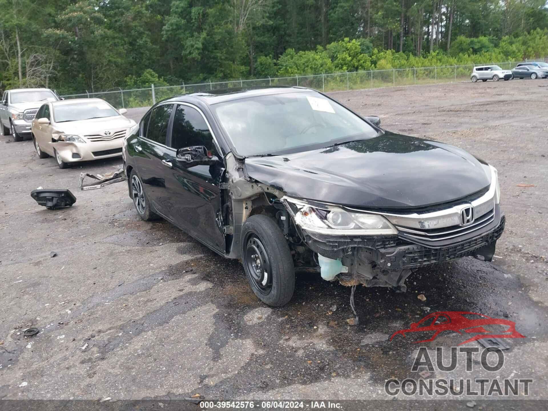 HONDA ACCORD 2016 - 1HGCR2F82GA001121