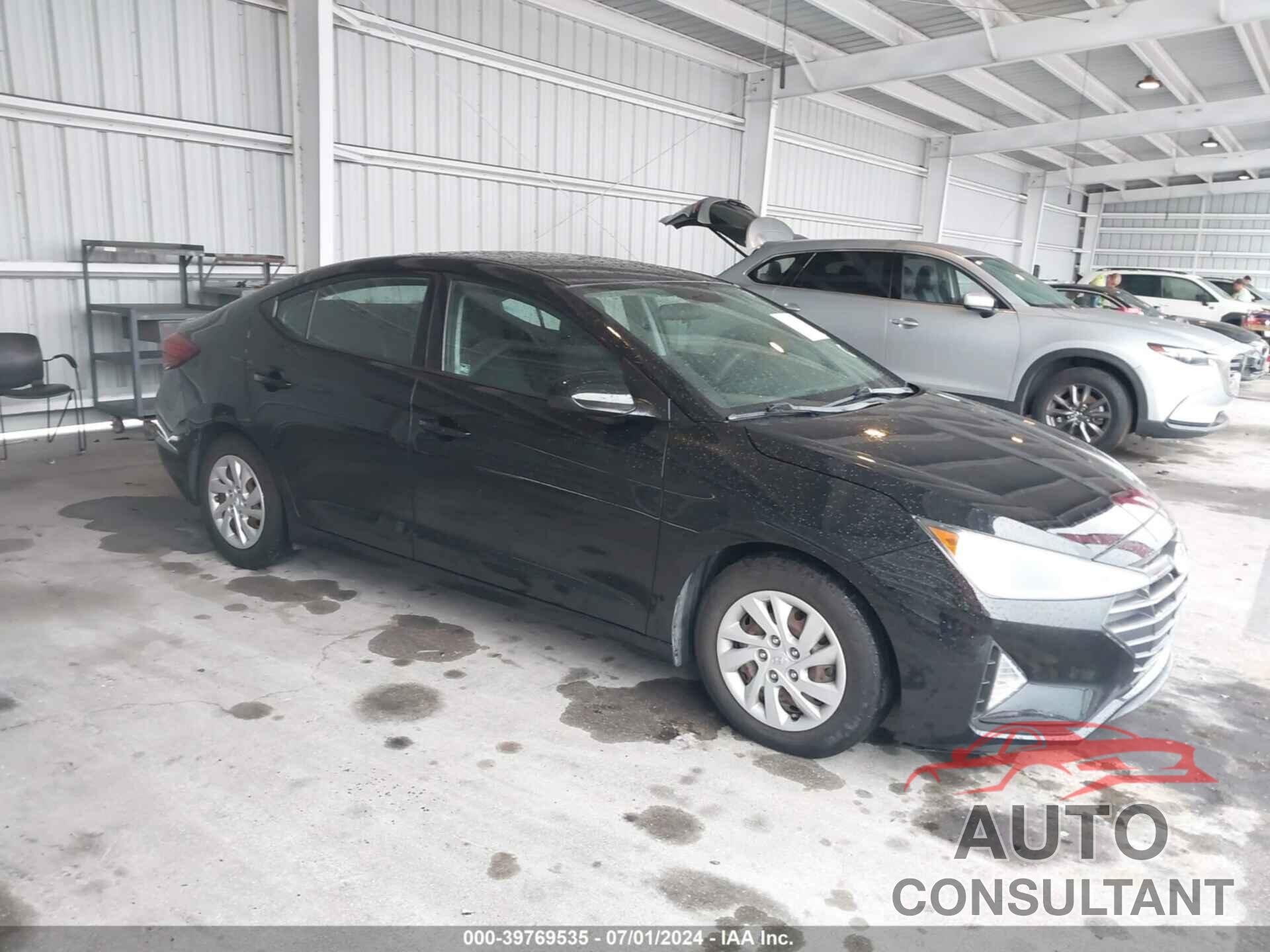 HYUNDAI ELANTRA 2019 - 5NPD74LF1KH463517