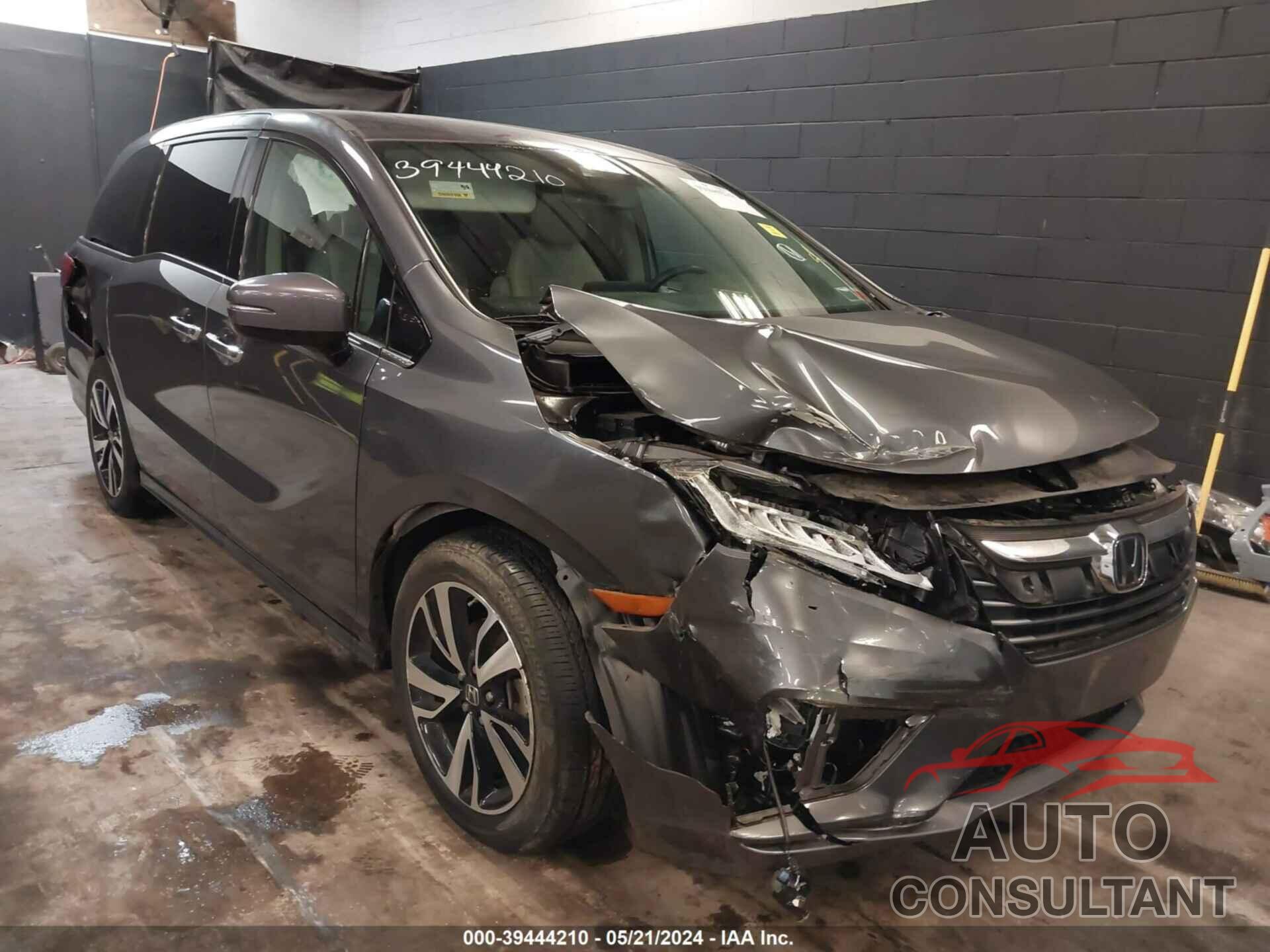 HONDA ODYSSEY 2019 - 5FNRL6H98KB119472