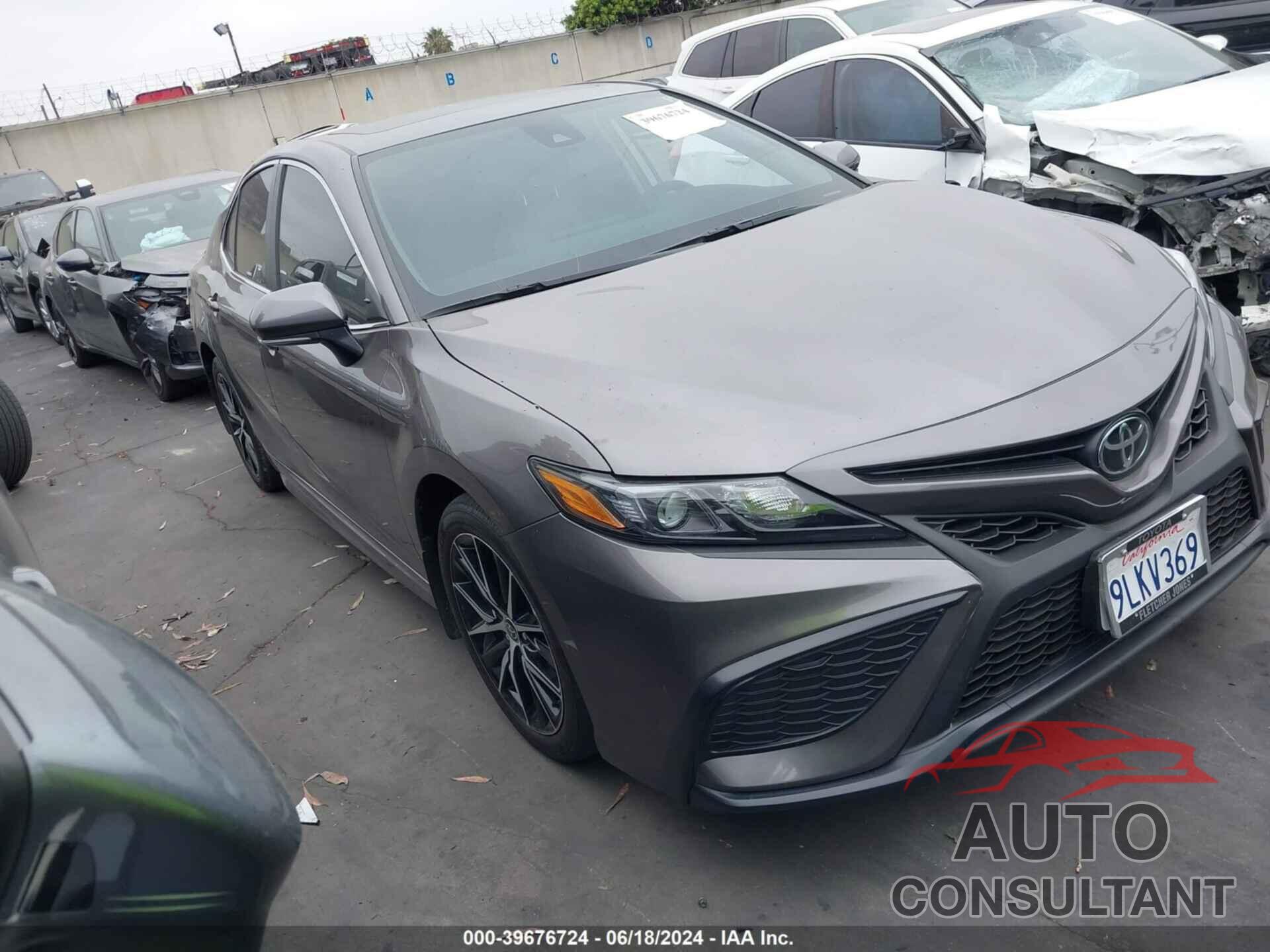 TOYOTA CAMRY 2024 - 4T1G11AKXRU237470