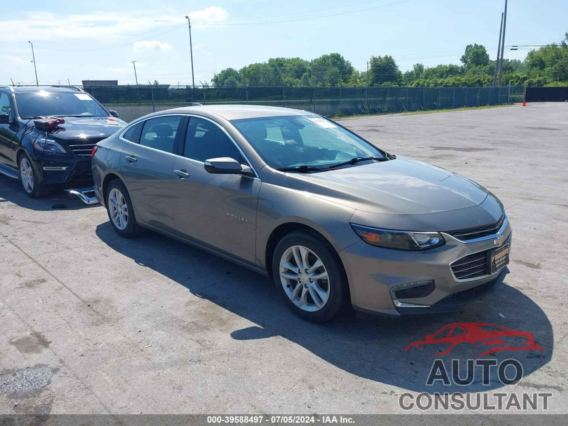 CHEVROLET MALIBU 2018 - 1G1ZD5ST9JF164595