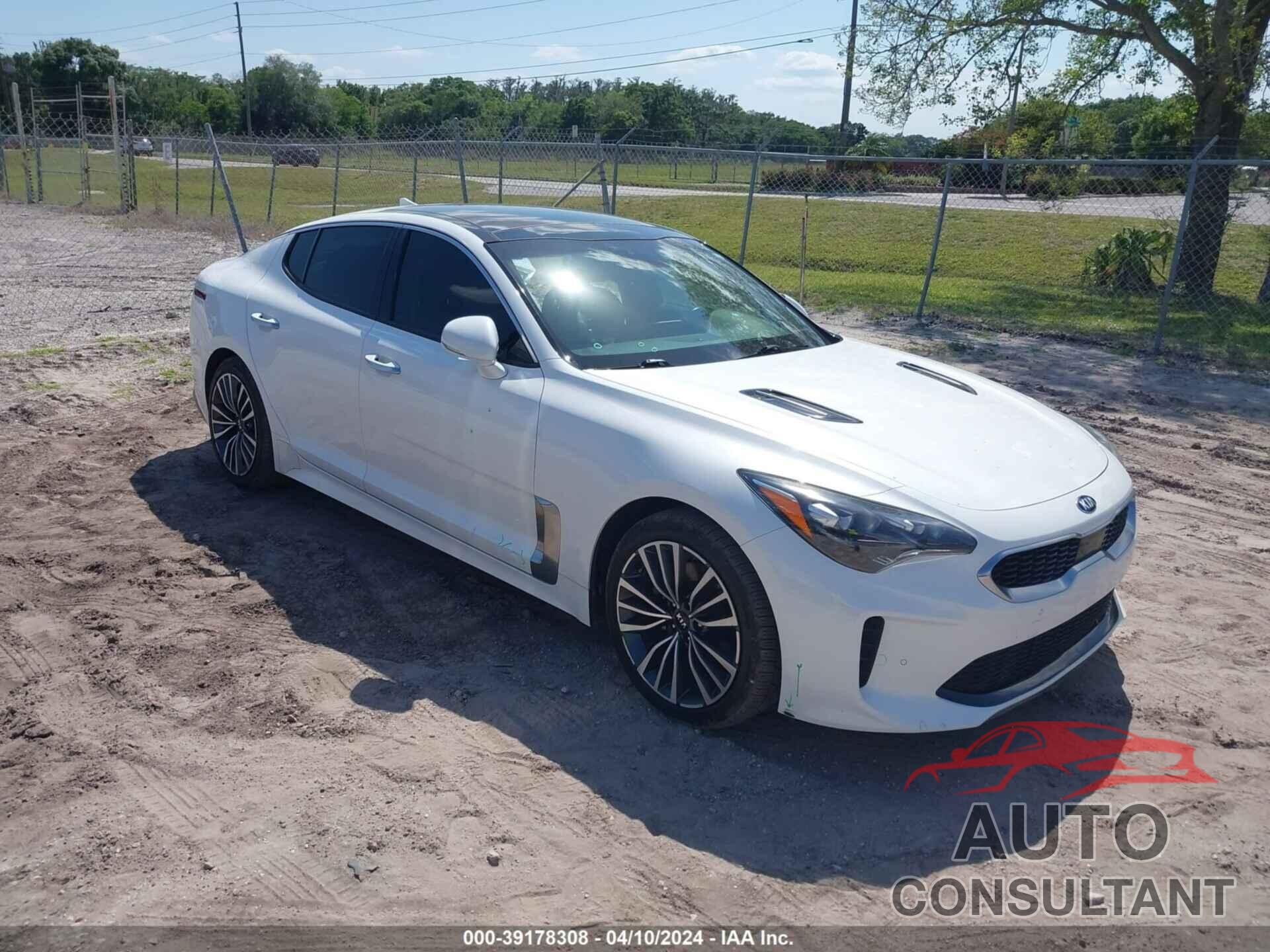 KIA STINGER 2018 - KNAE25LA3J6014553