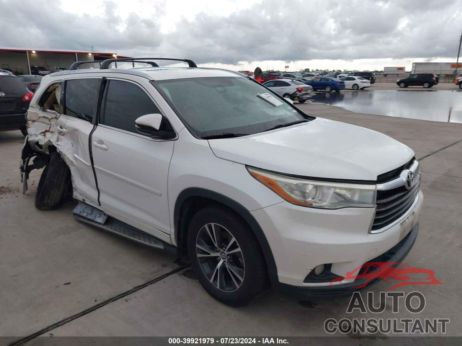 TOYOTA HIGHLANDER 2016 - 5TDKKRFH1GS149979