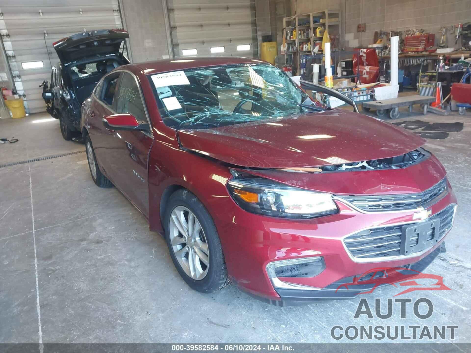 CHEVROLET MALIBU 2017 - 1G1ZE5ST7HF238300