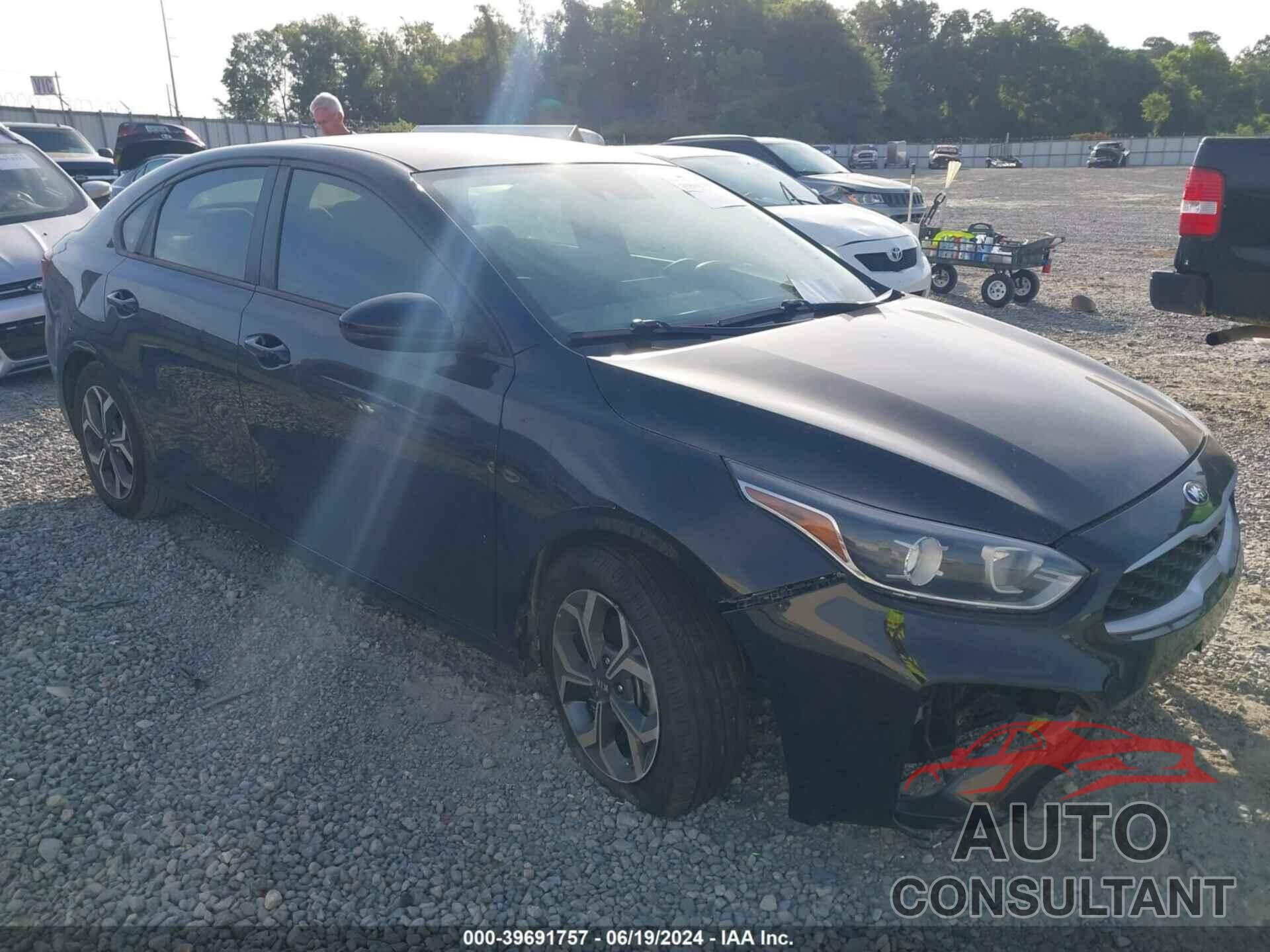 KIA FORTE 2019 - 3KPF24AD8KE096581
