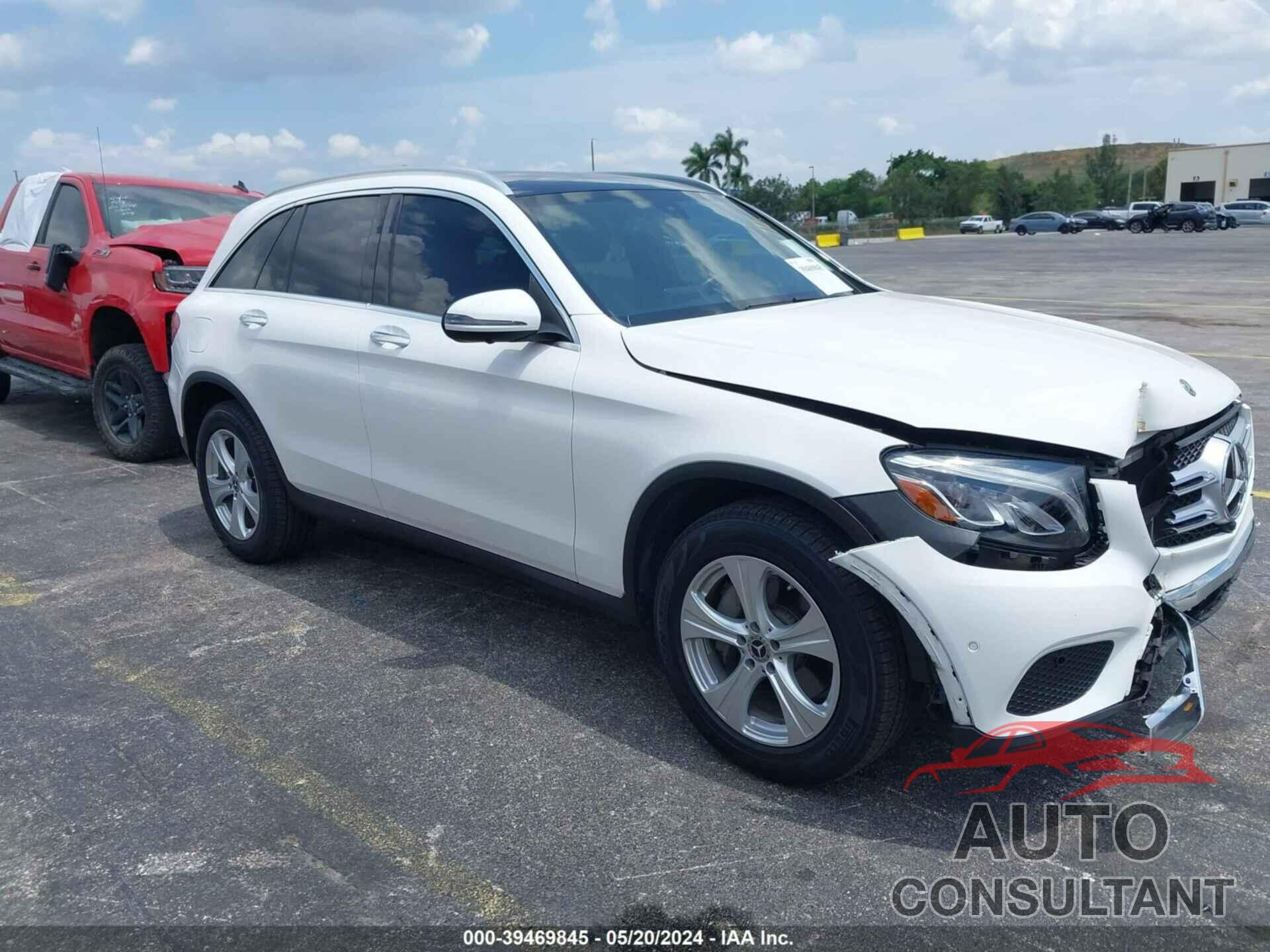 MERCEDES-BENZ GLC 300 2018 - WDC0G4JB4JV031365