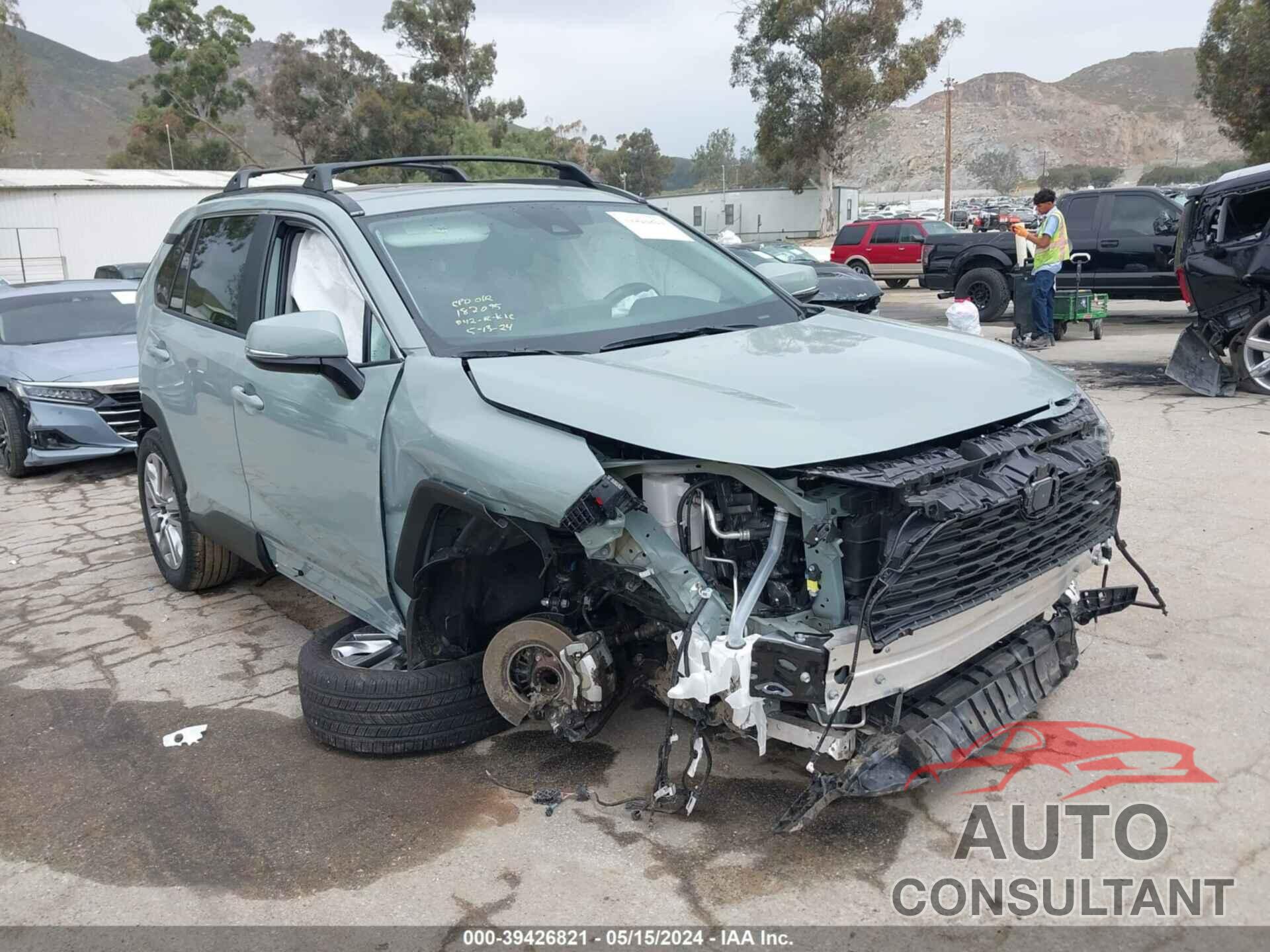 TOYOTA RAV4 2023 - 2T3C1RFV6PW291742
