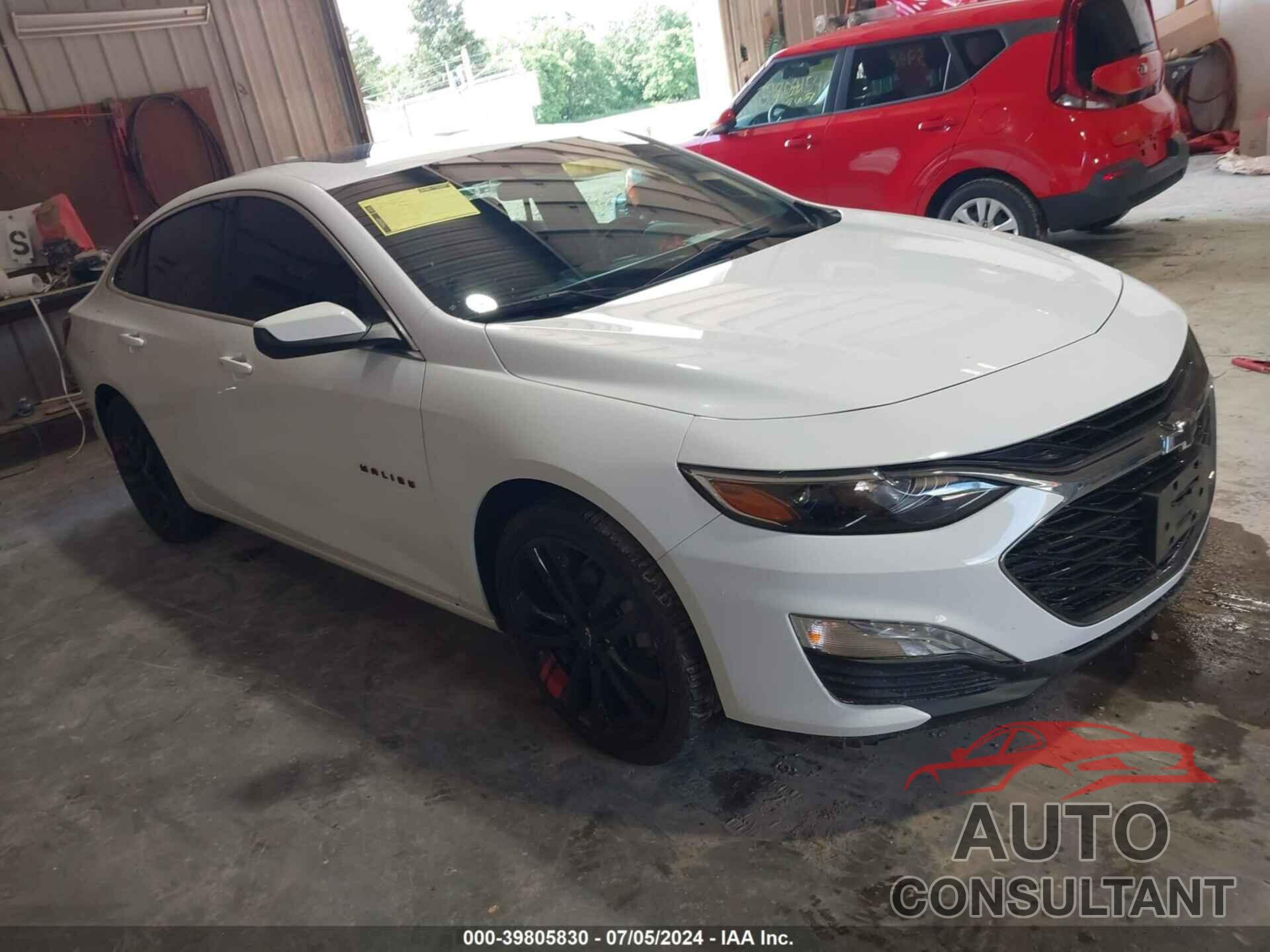 CHEVROLET MALIBU 2020 - 1G1ZD5ST8LF134071