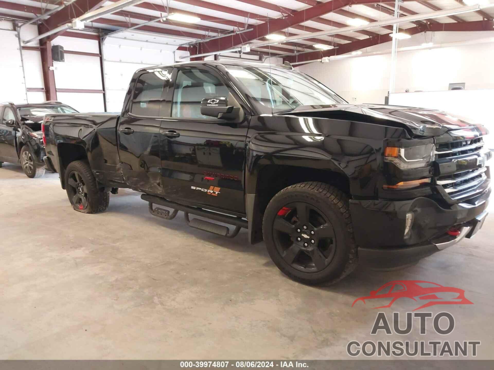 CHEVROLET SILVERADO 1500 2017 - 1GCVKREC6HZ407741