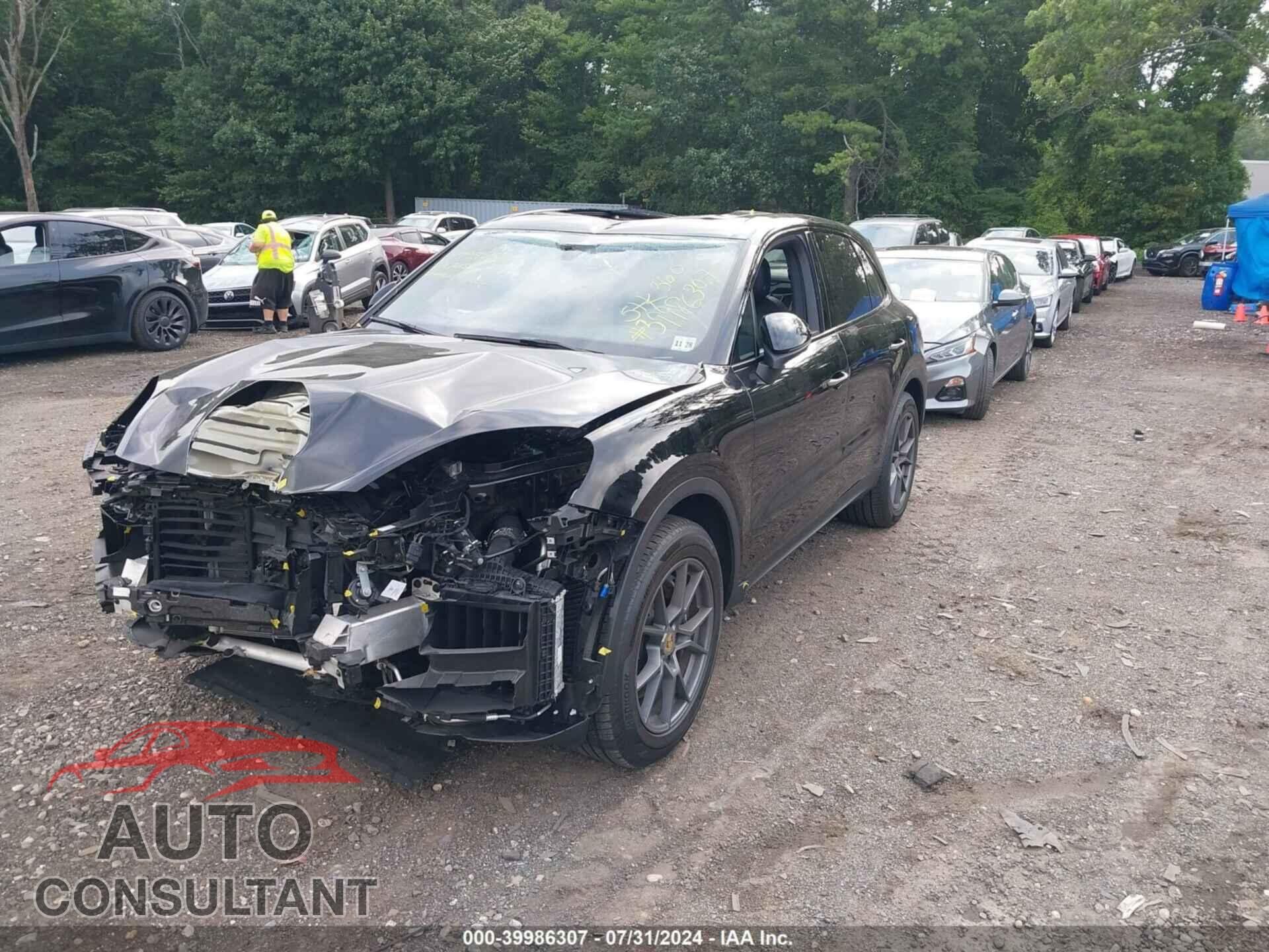PORSCHE CAYENNE 2024 - WP1AA2AY9RDA02125