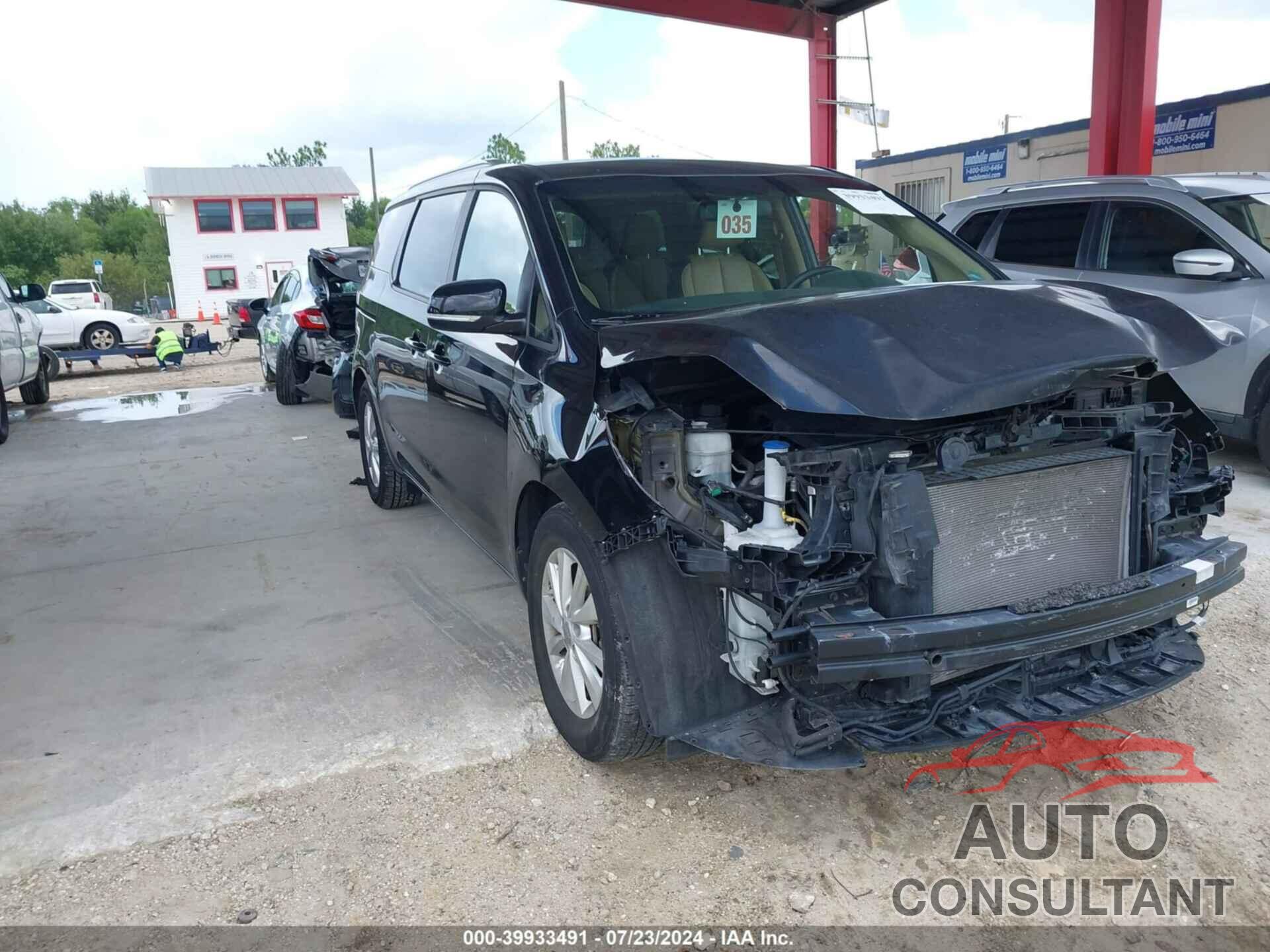 KIA SEDONA 2017 - KNDMB5C17H6327940