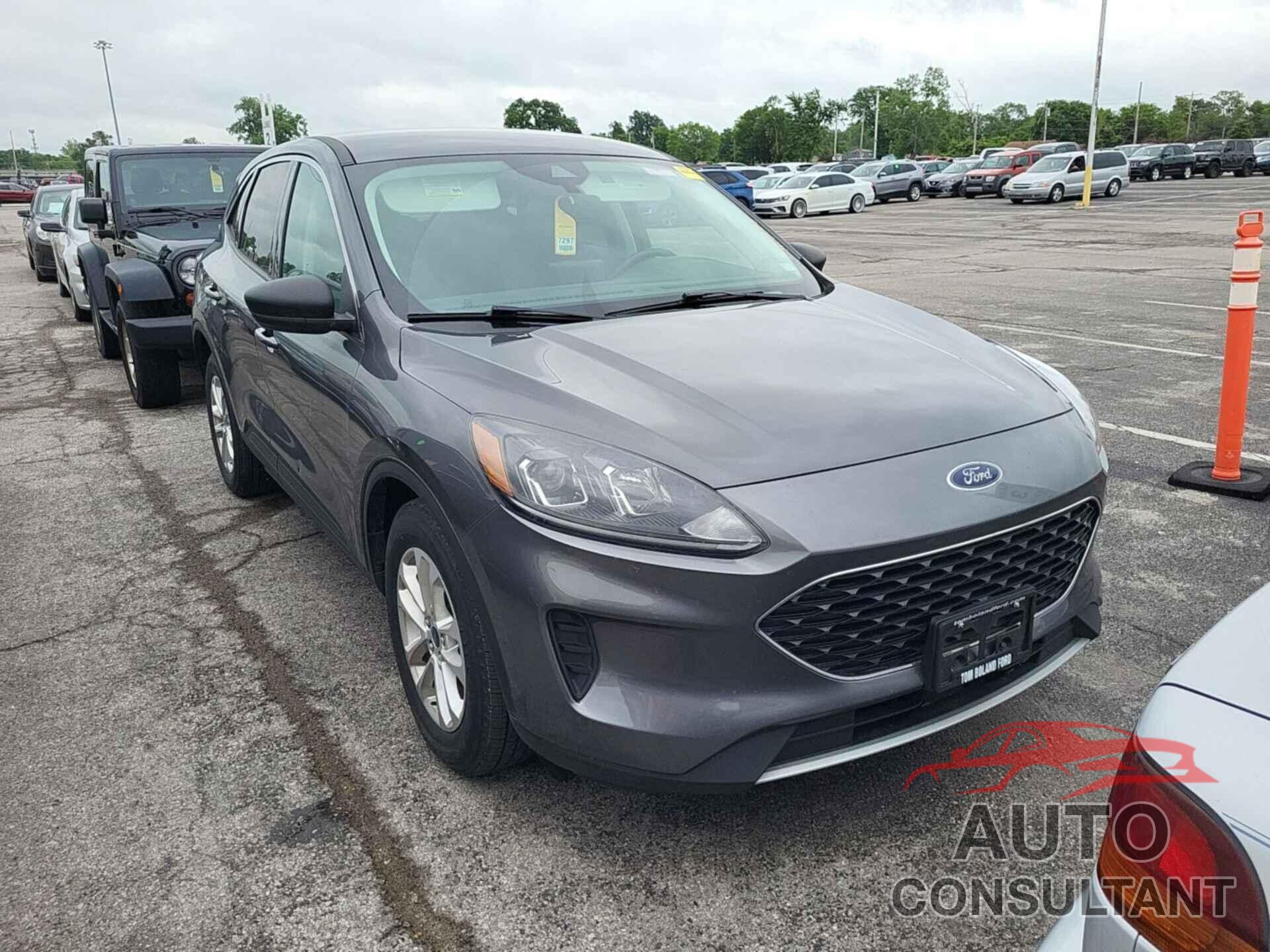 FORD ESCAPE 2022 - 1FMCU0BZ4NUA38789