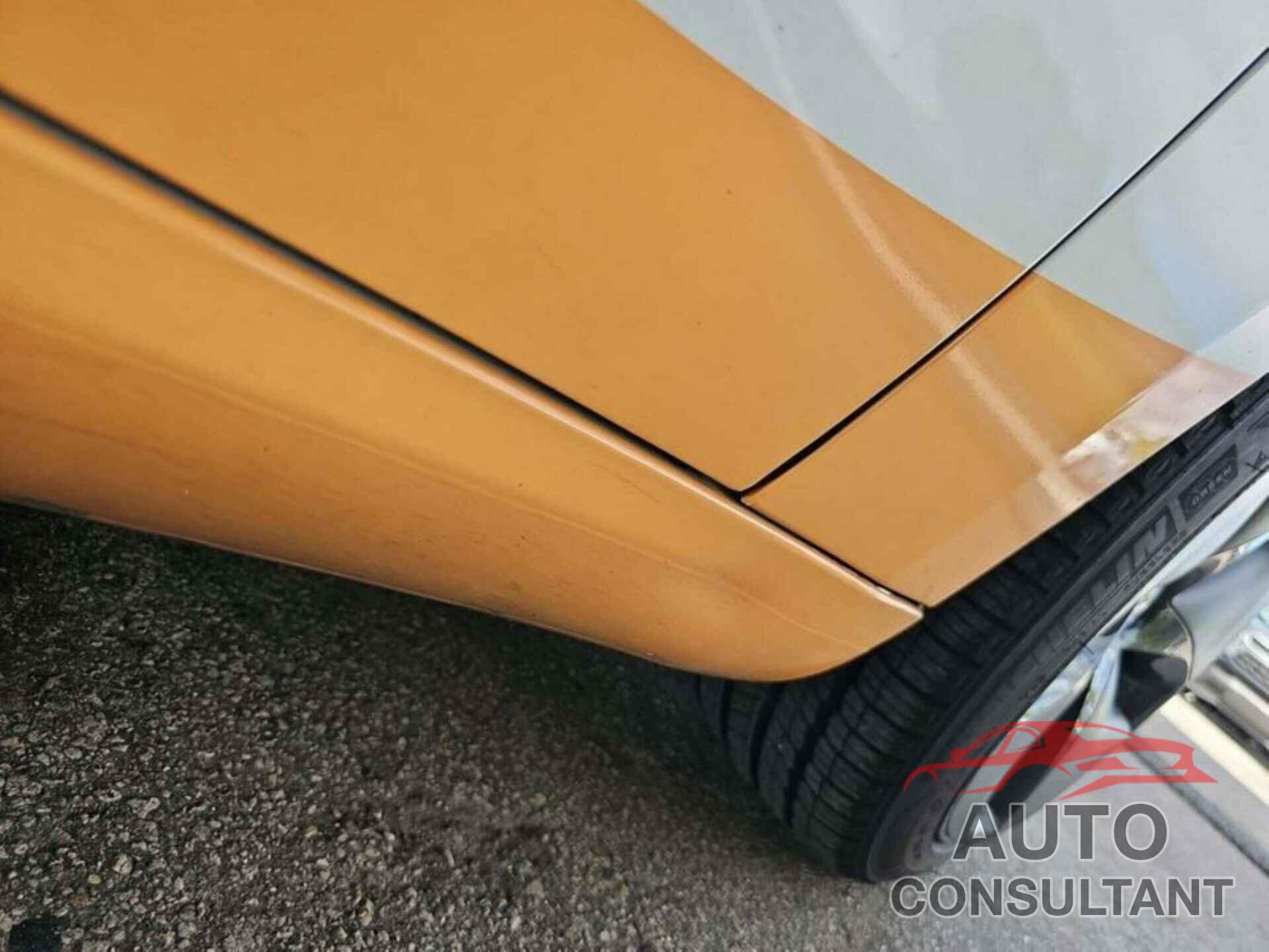 TESLA MODEL 3 2020 - 5YJ3E1EB7LF636905