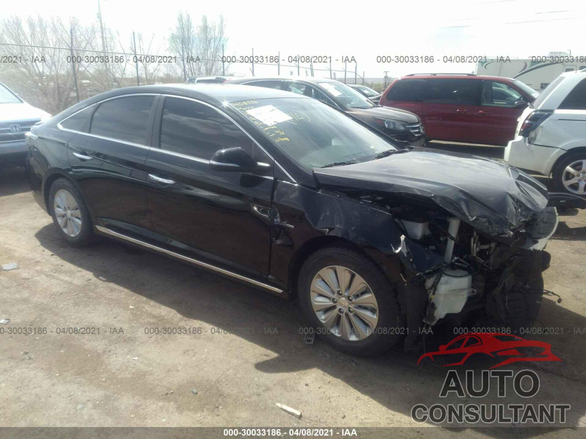 HYUNDAI SONATA HYBRID 2017 - KMHE24L17HA050388