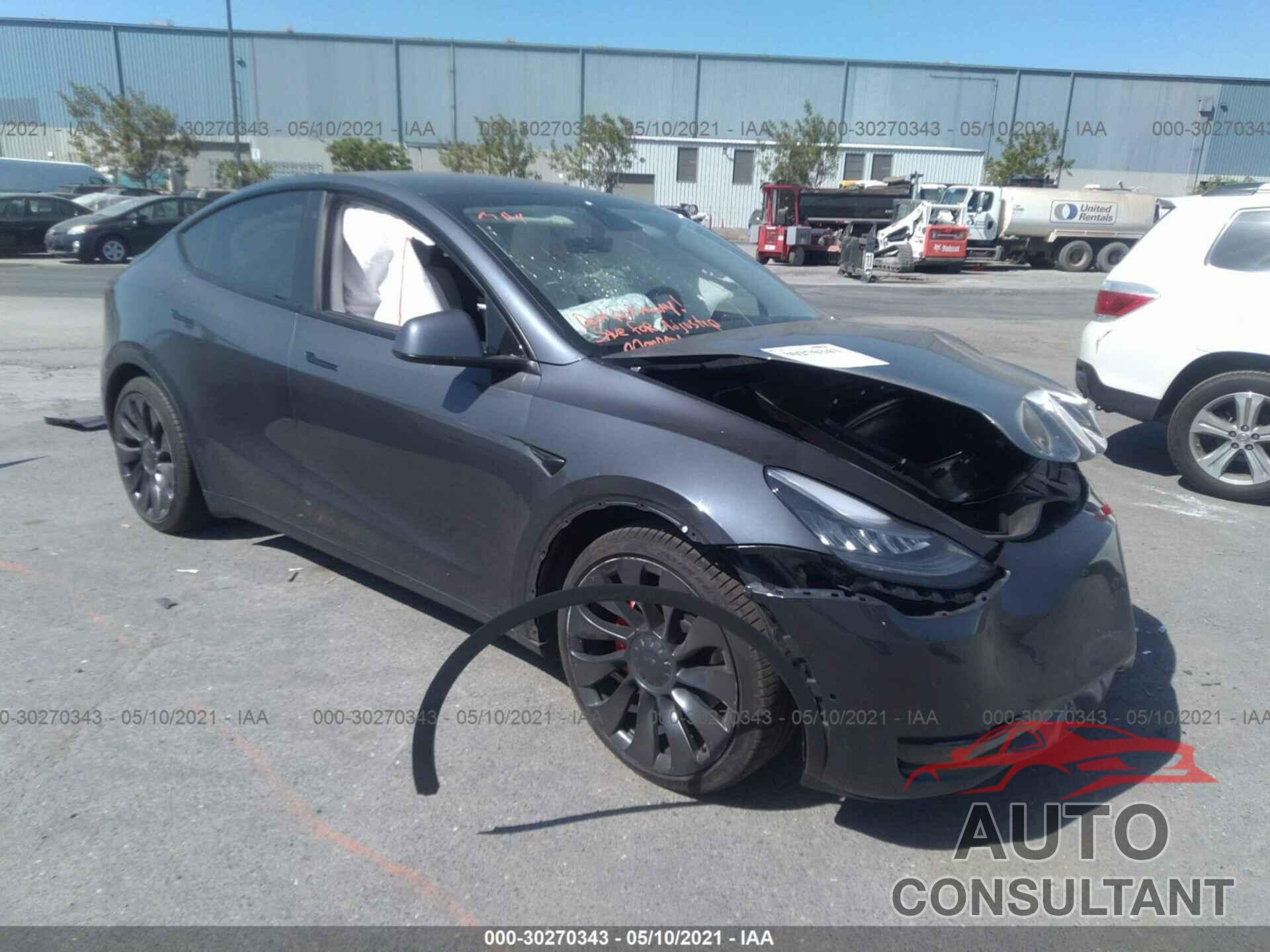 TESLA MODEL Y 2020 - 5YJYGDEFXLF058870