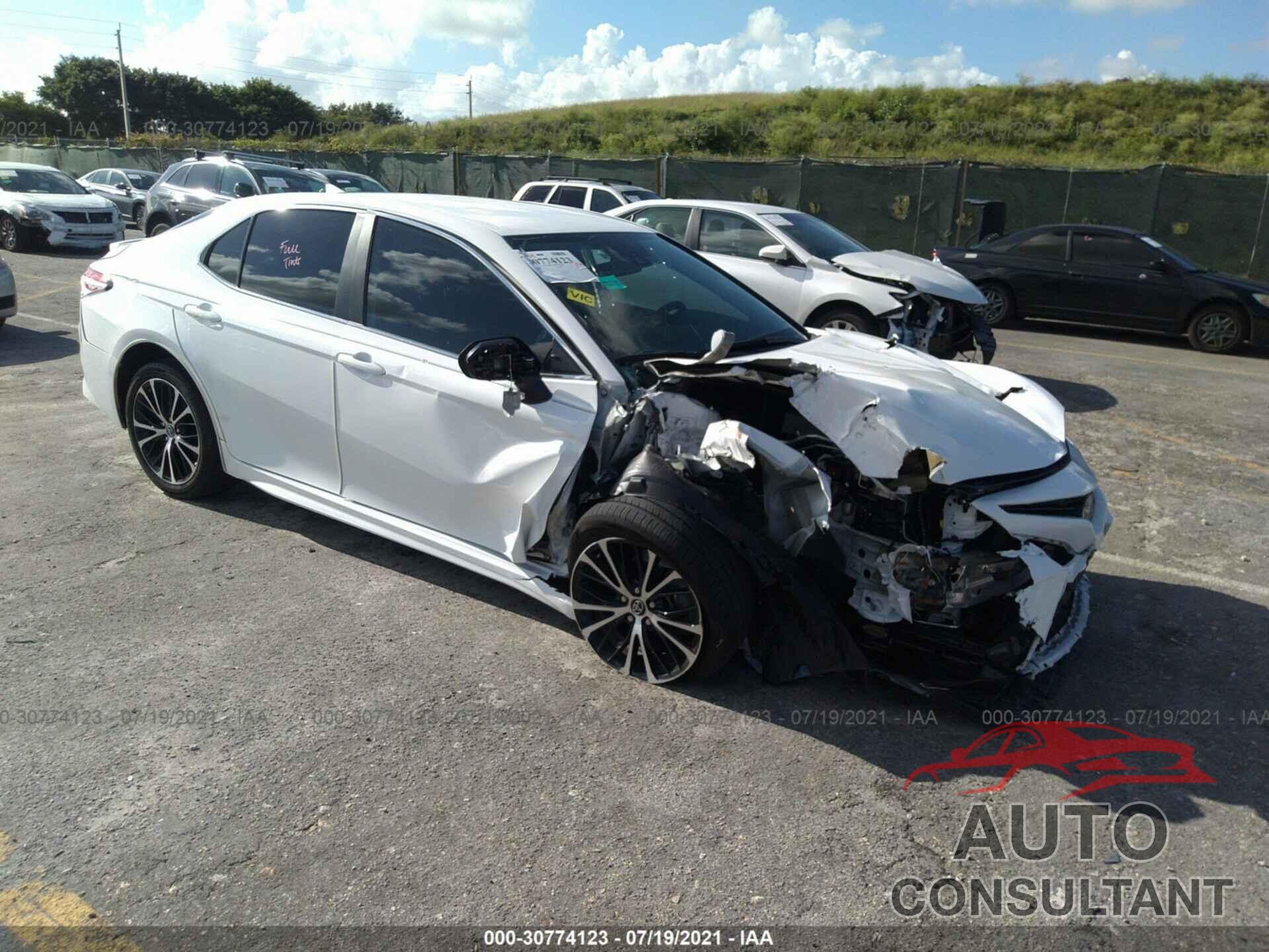 TOYOTA CAMRY 2020 - 4T1M11AK1LU912441