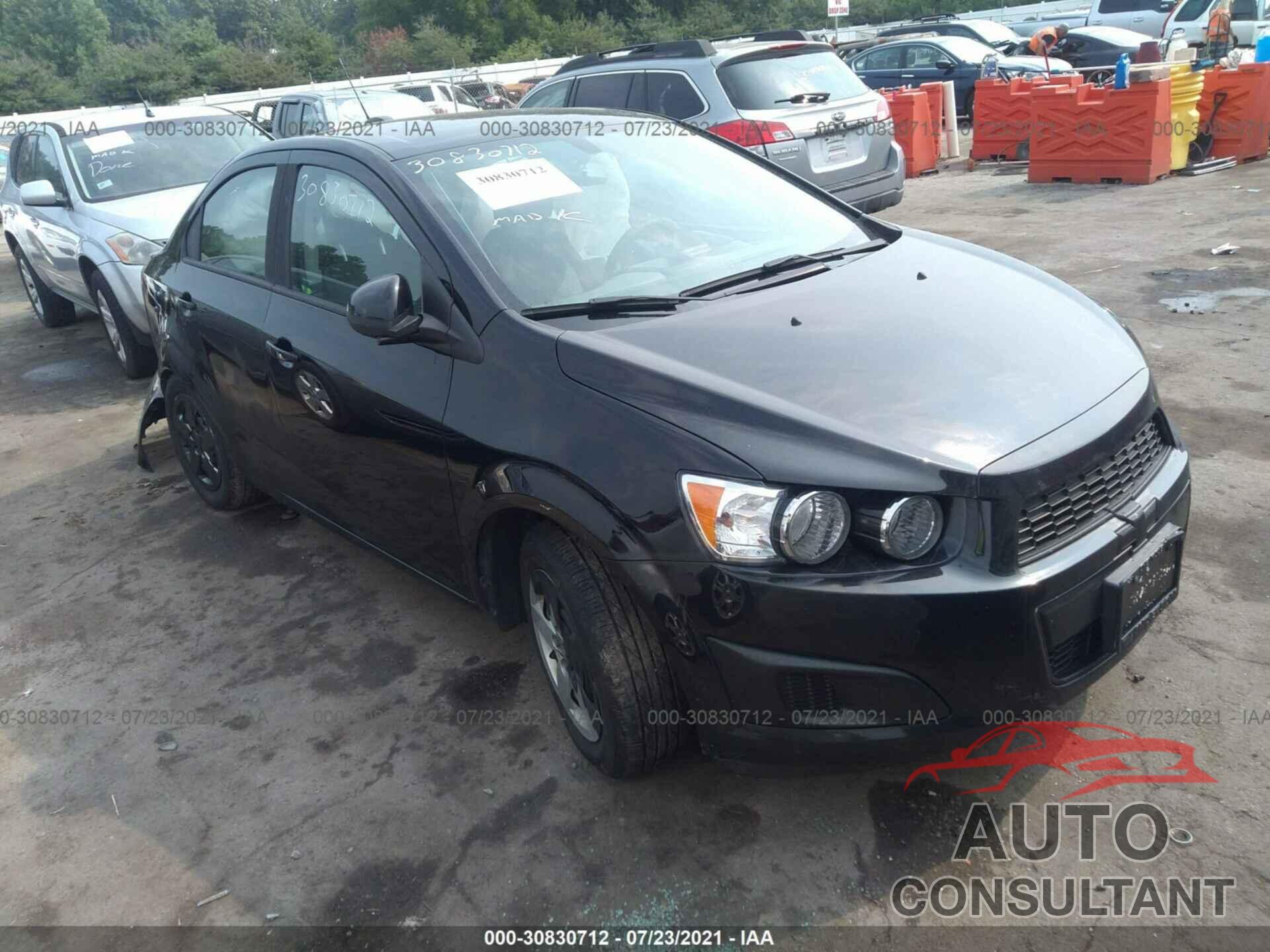 CHEVROLET SONIC 2016 - 1G1JA5SH4G4128545