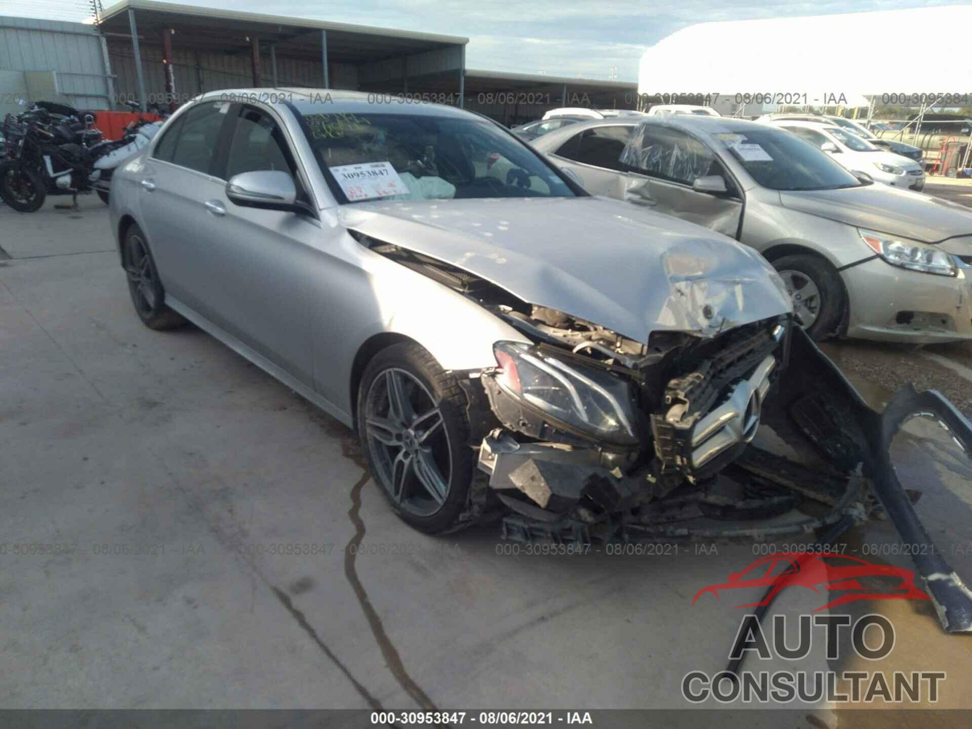 MERCEDES-BENZ E-CLASS 2019 - WDDZF4JB4KA571491