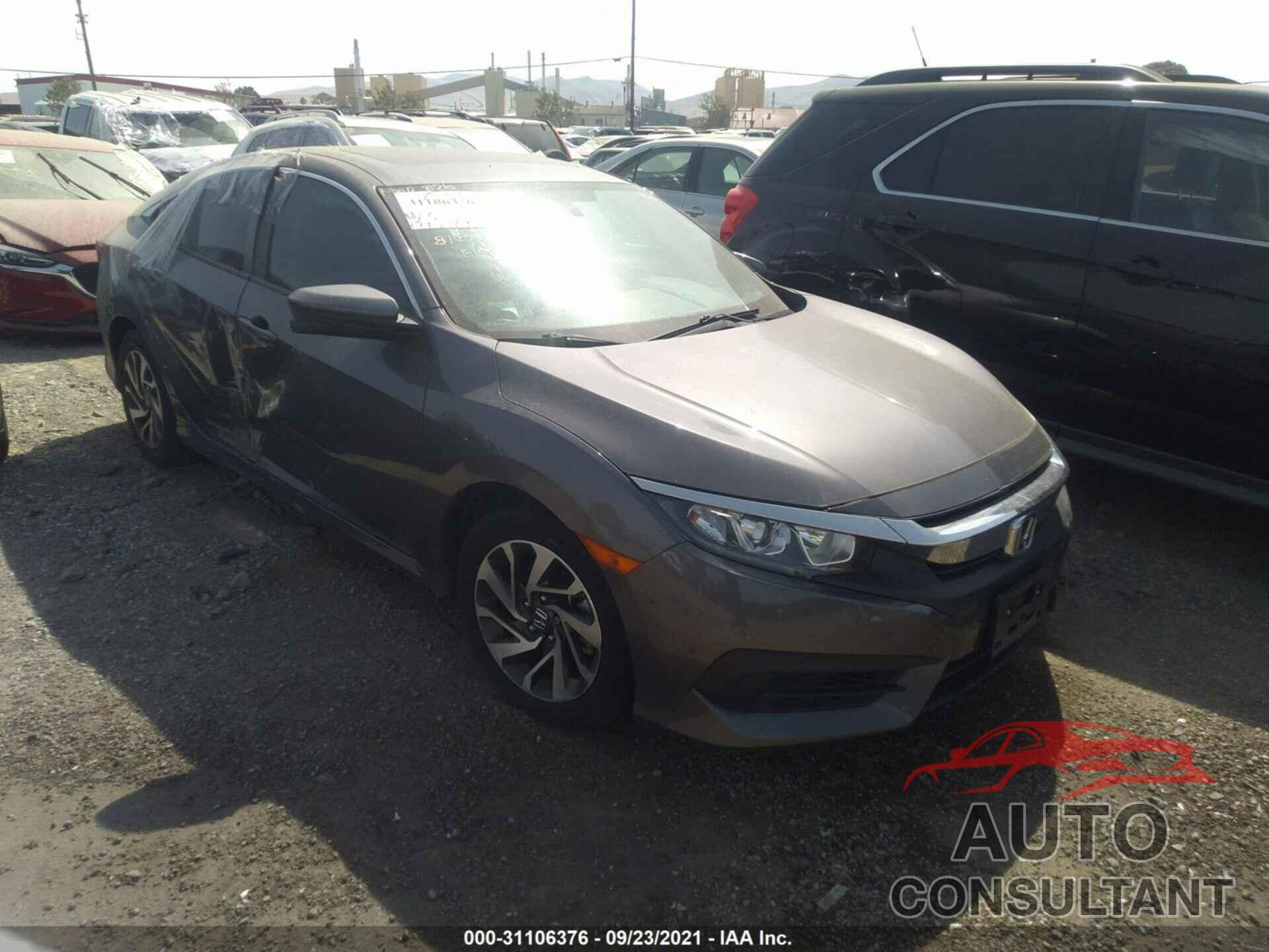 HONDA CIVIC SEDAN 2018 - 2HGFC2F73JH608868