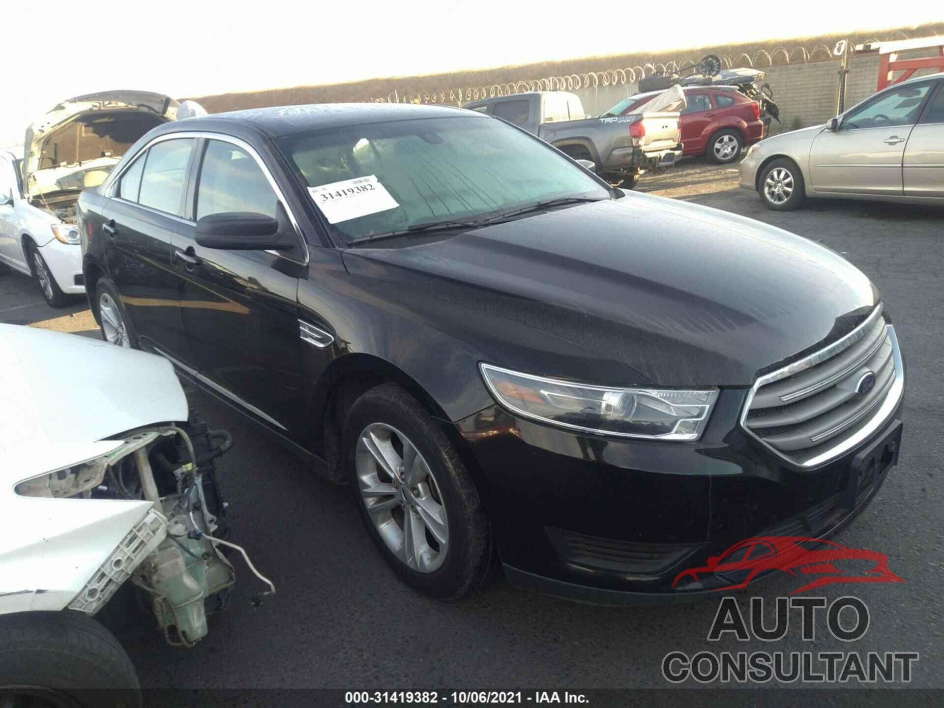 FORD TAURUS 2019 - 1FAHP2D82KG108551