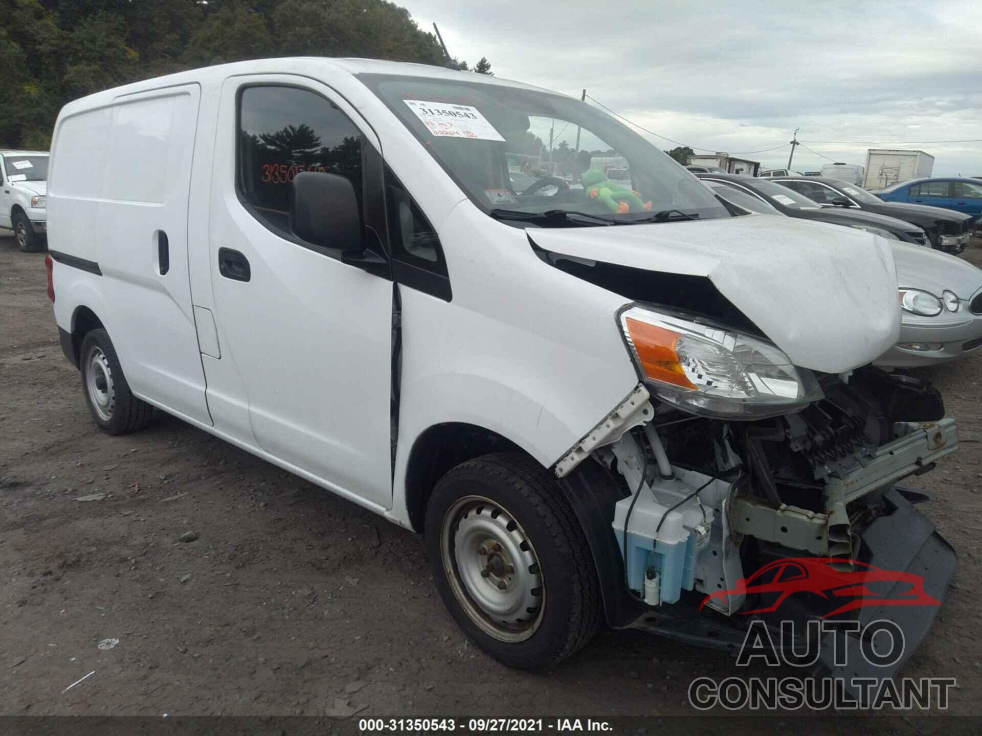 NISSAN NV200 COMPACT CARGO 2018 - 3N6CM0KN0JK695839