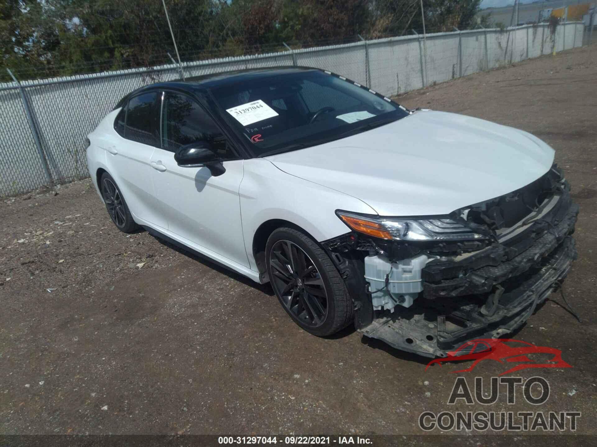 TOYOTA CAMRY 2019 - 4T1B61HK5KU247511