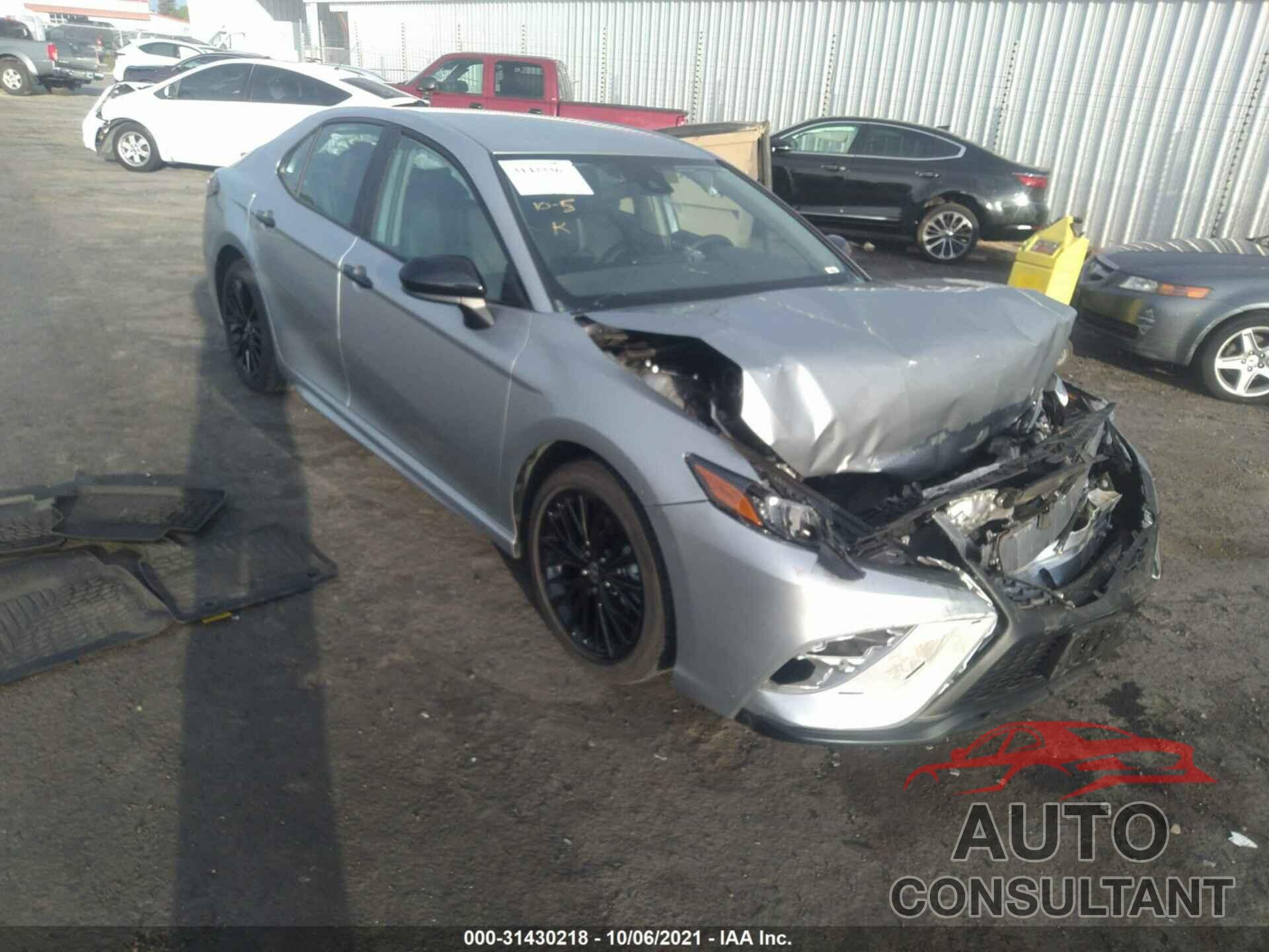 TOYOTA CAMRY 2021 - 4T1G11AK1MU416652