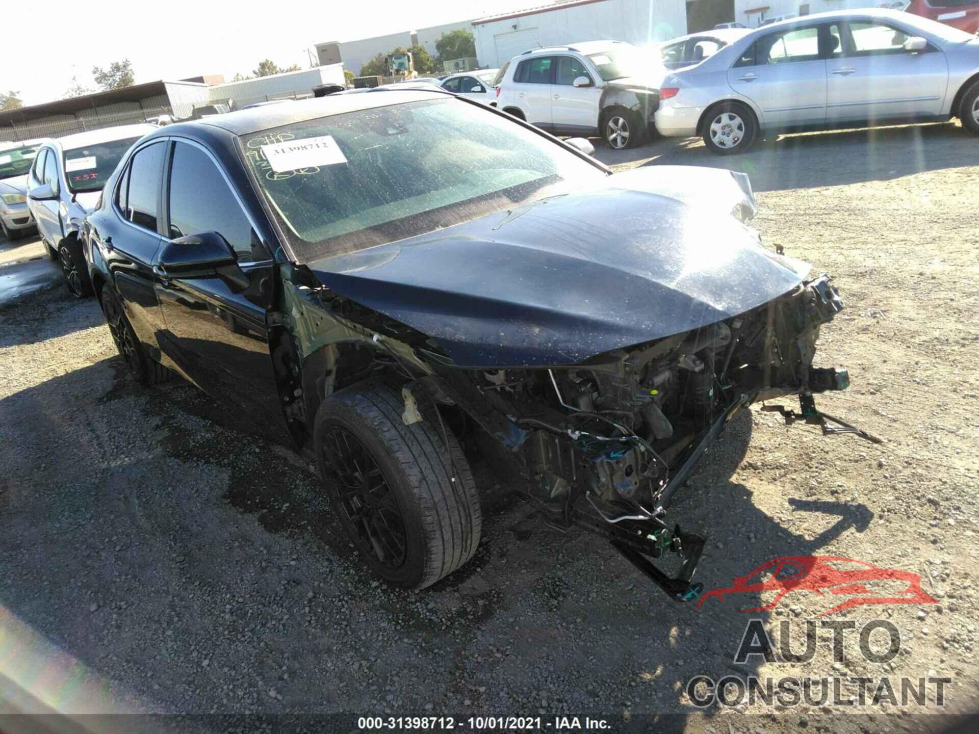 TOYOTA CAMRY 2019 - 4T1B11HK6KU740712
