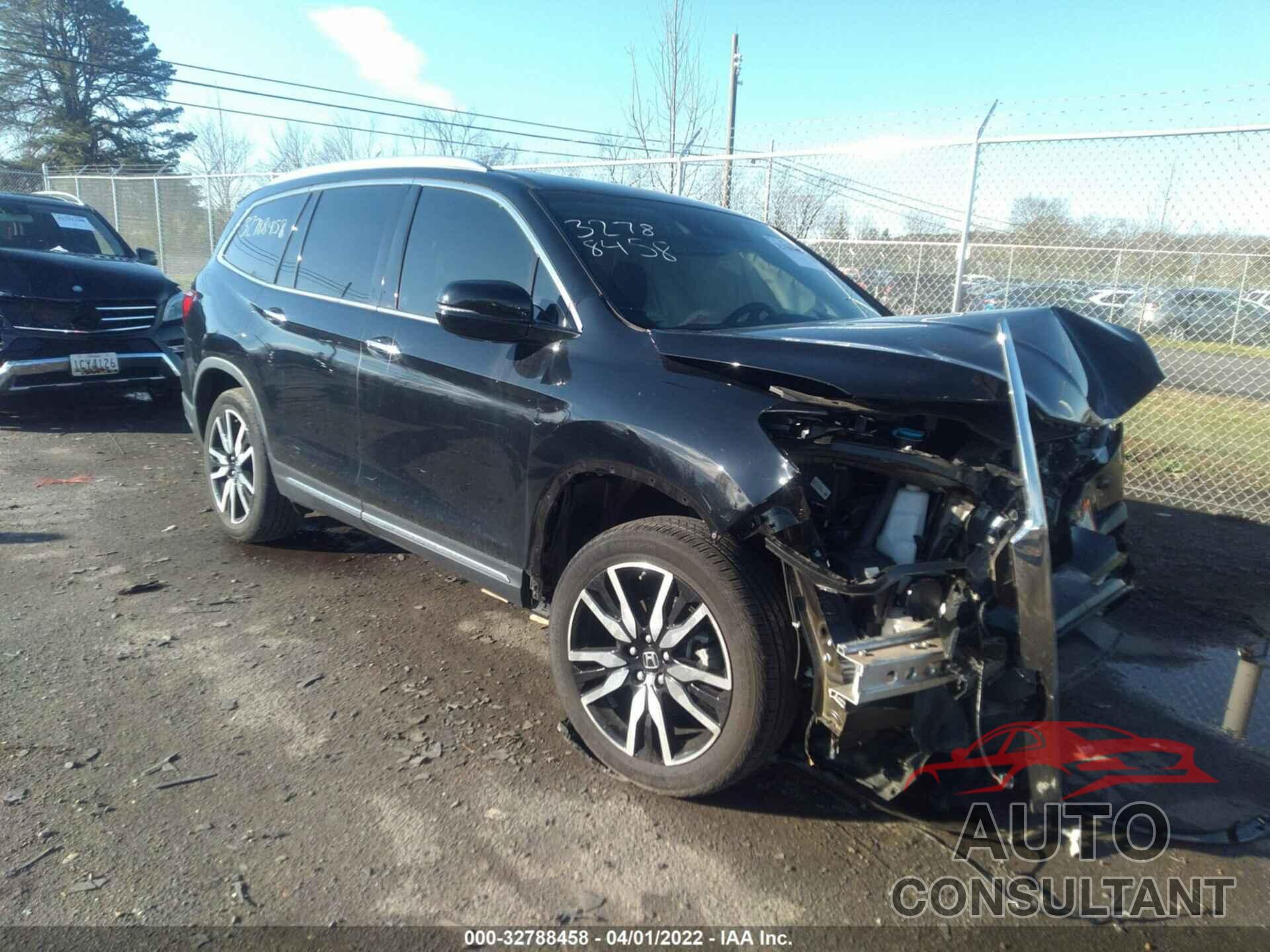 HONDA PILOT 2019 - 5FNYF6H69KB098284