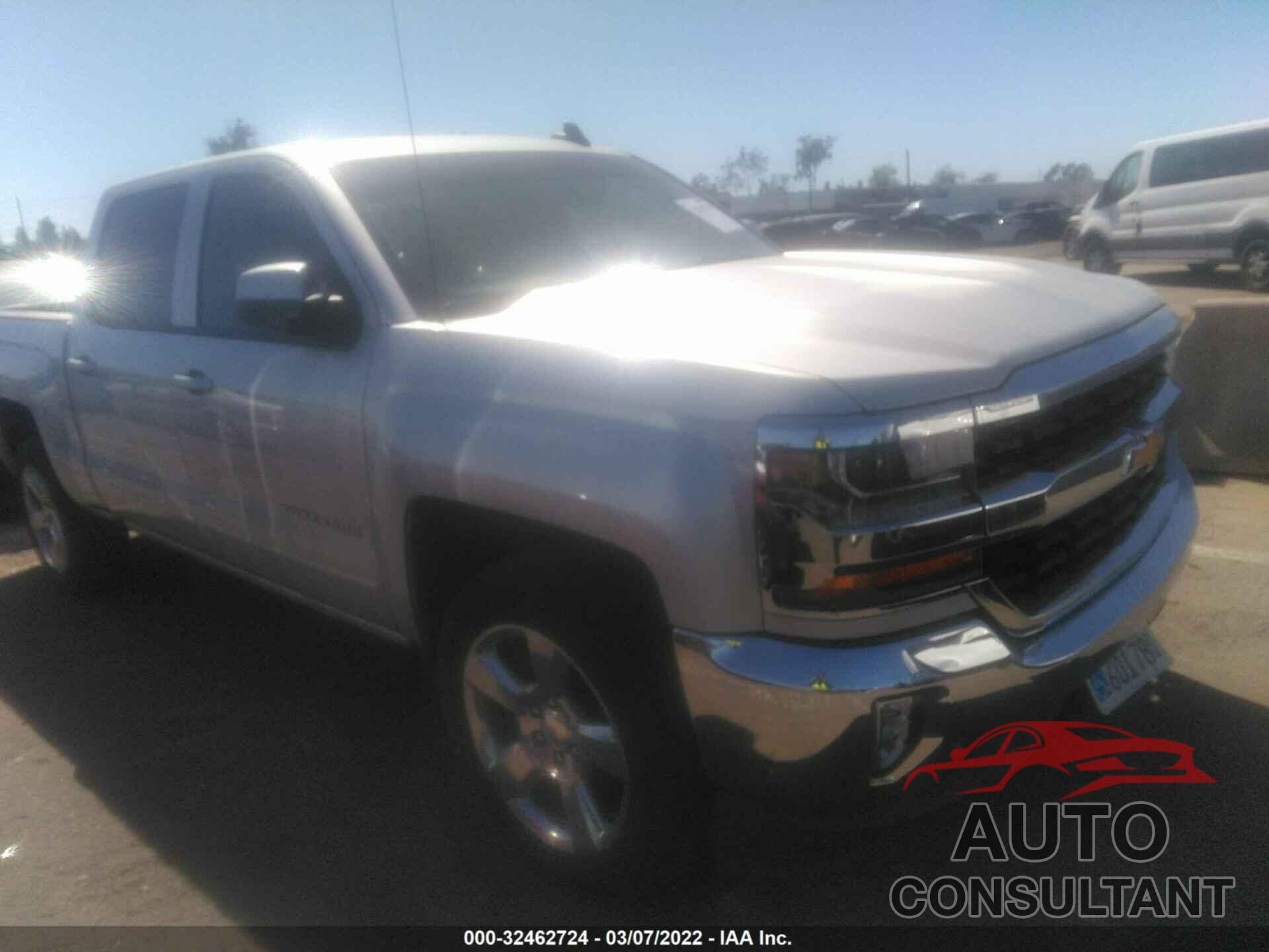 CHEVROLET SILVERADO 1500 2018 - 3GCPCREC0JG643586