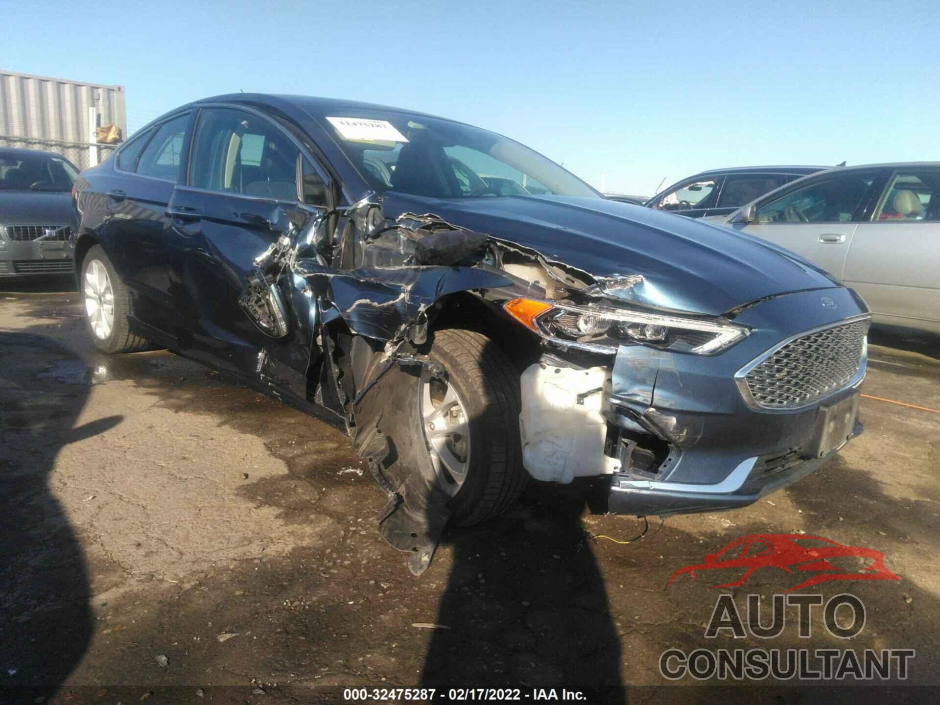 FORD FUSION ENERGI 2019 - 3FA6P0SU3KR202586