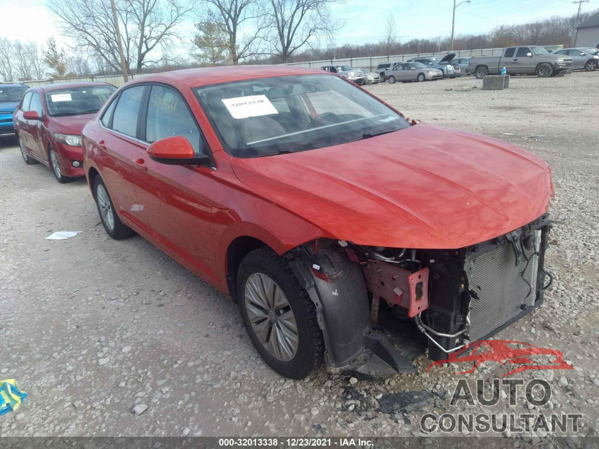 VOLKSWAGEN JETTA 2019 - 3VWC57BU4KM193239
