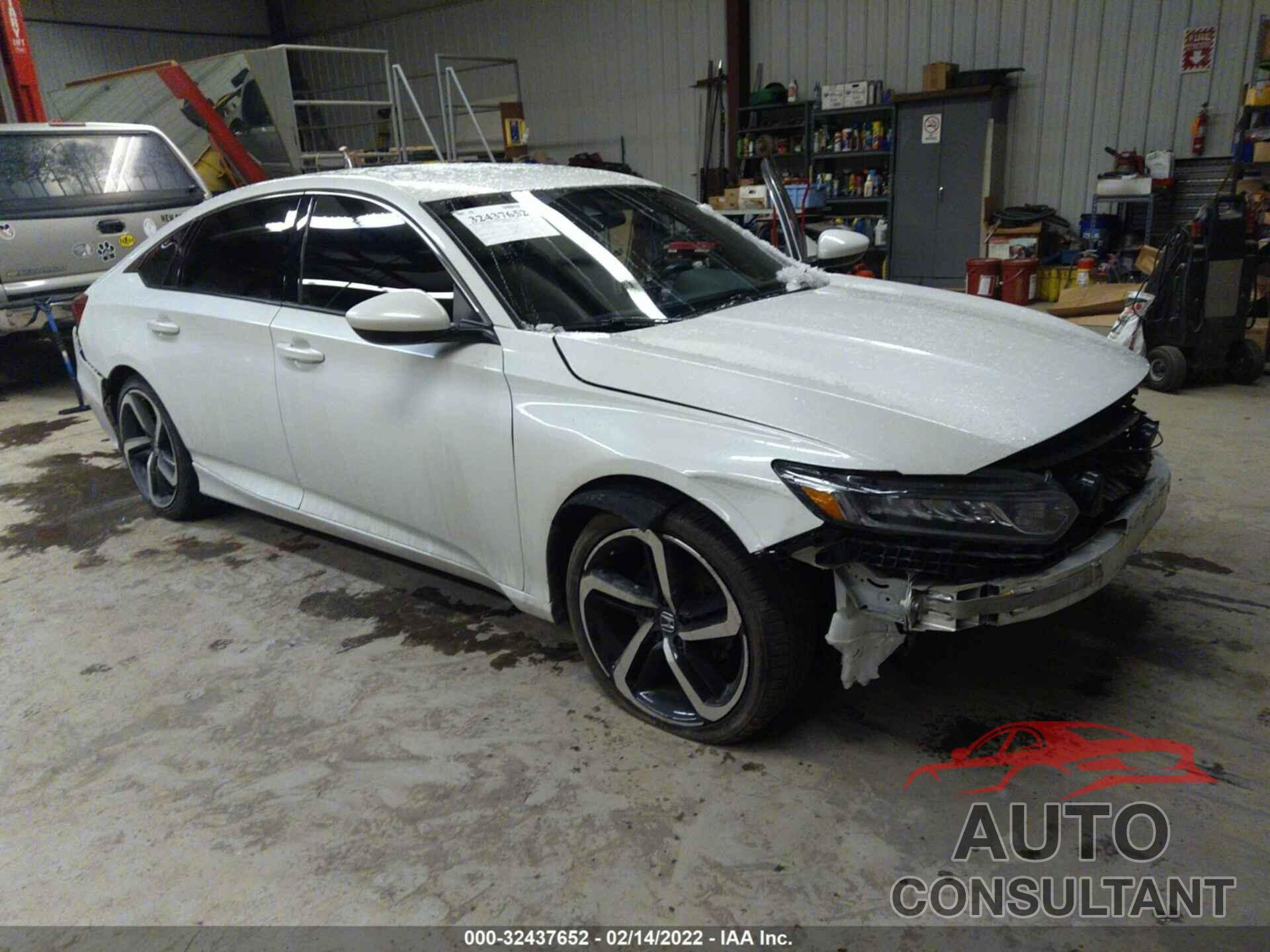 HONDA ACCORD SEDAN 2018 - 1HGCV1F32JA167897