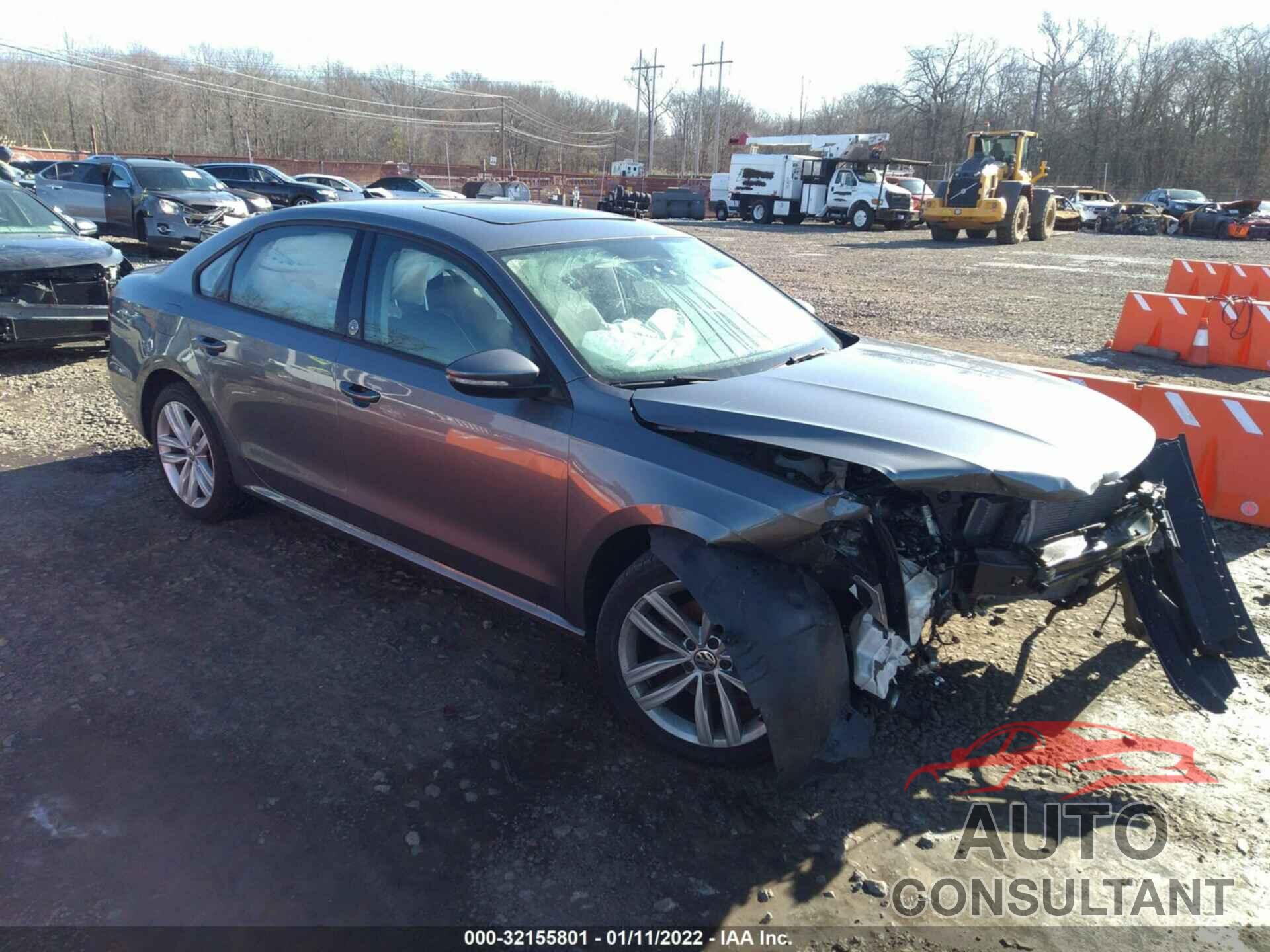 VOLKSWAGEN PASSAT 2019 - 1VWLA7A36KC003883
