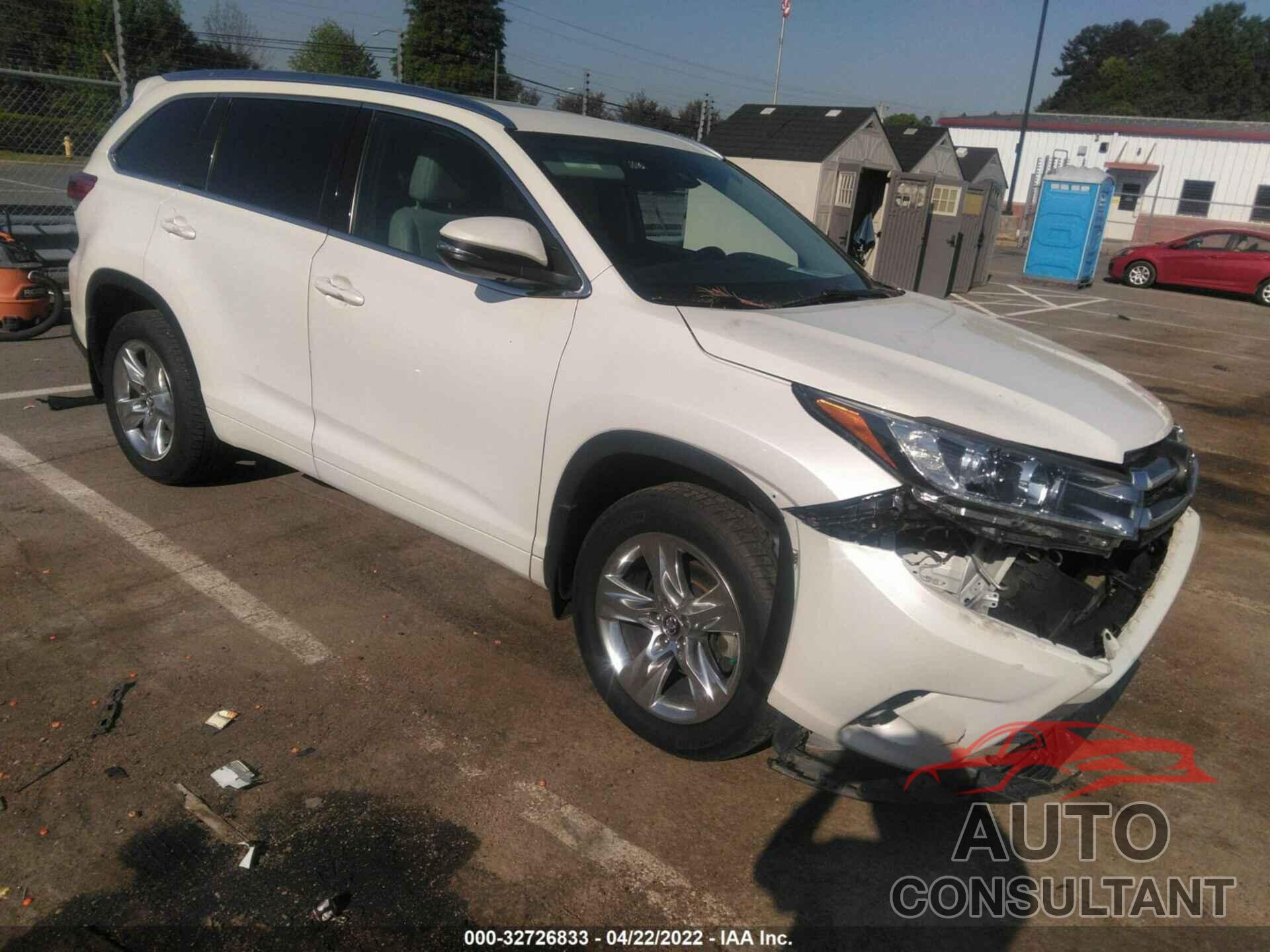 TOYOTA HIGHLANDER 2018 - 5TDDZRFH2JS853071