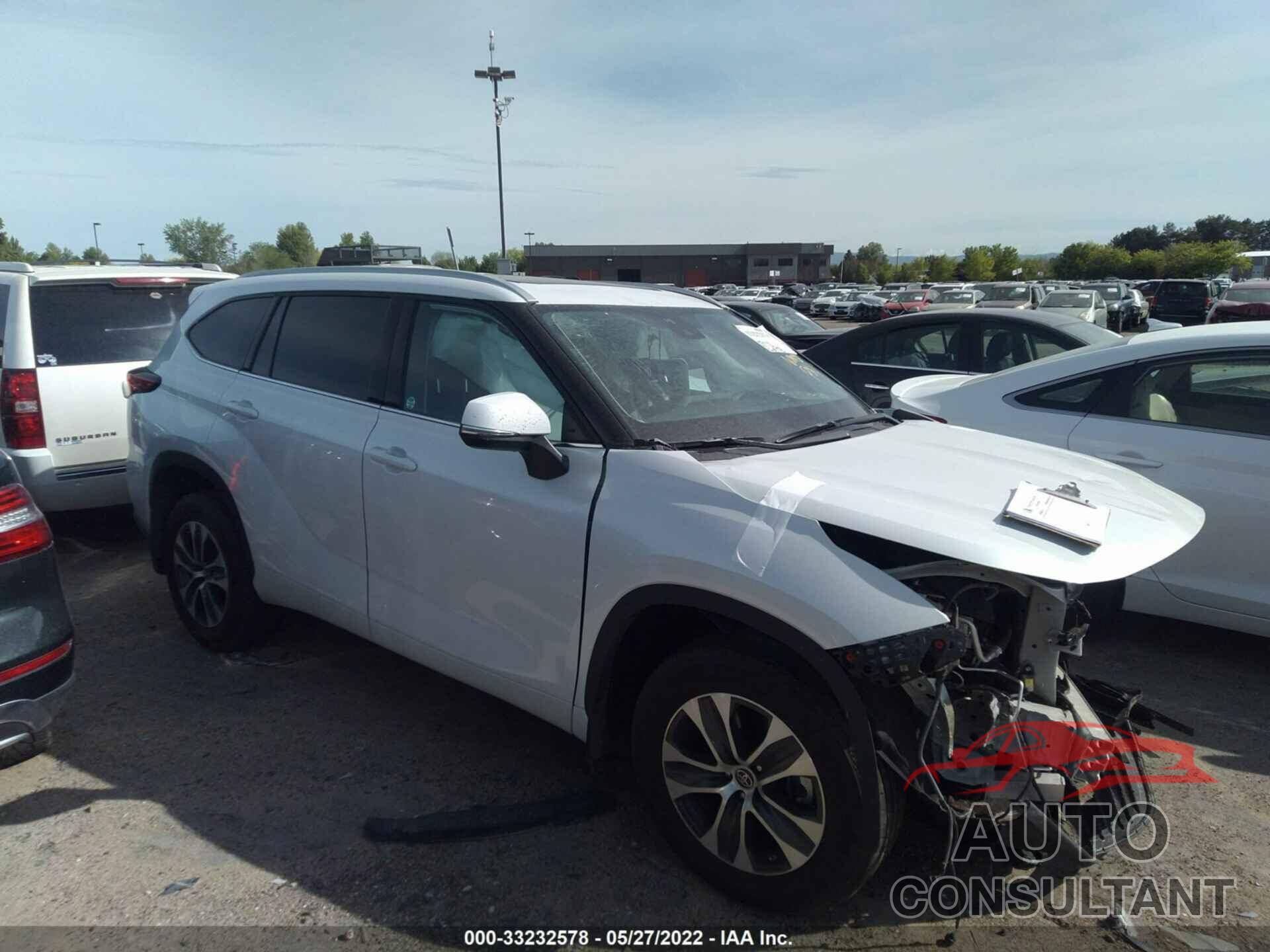 TOYOTA HIGHLANDER 2022 - 5TDHZRBH6NS572257
