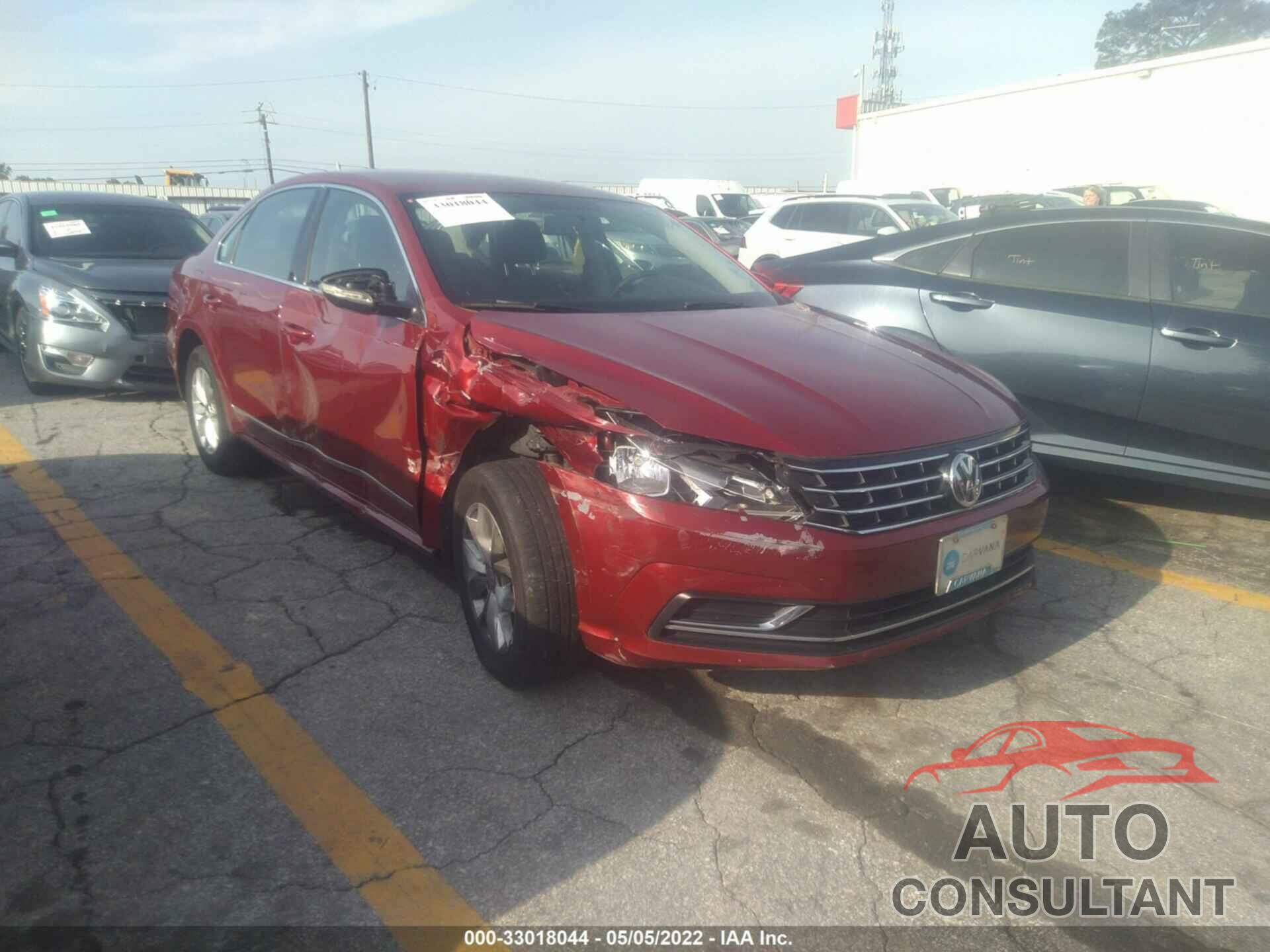 VOLKSWAGEN PASSAT 2016 - 1VWAT7A33GC043170