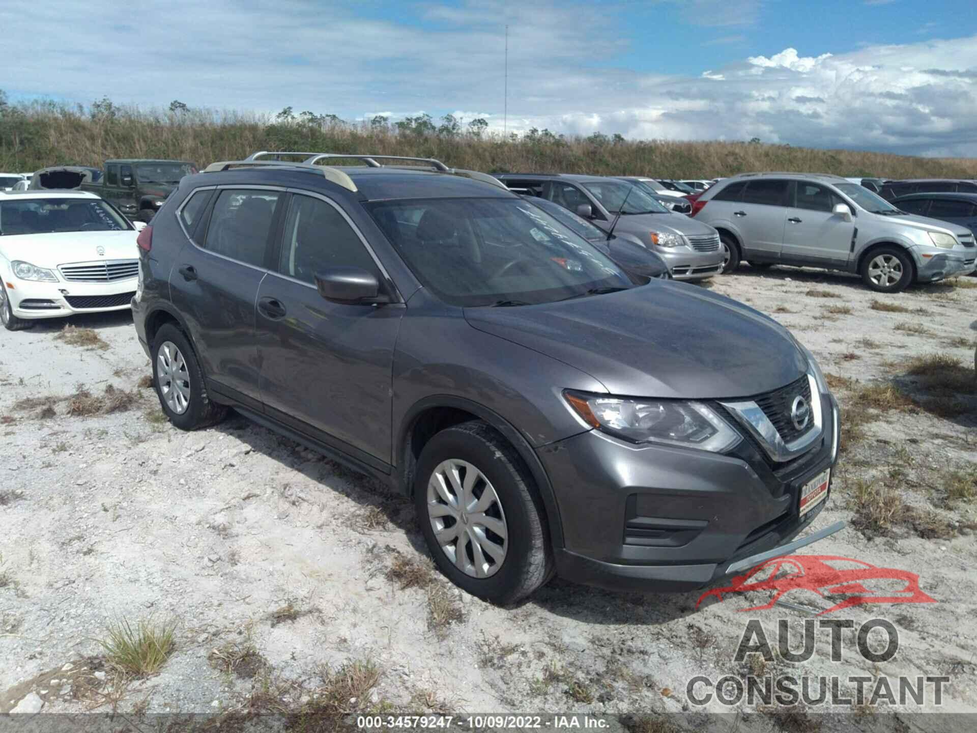 NISSAN ROGUE 2017 - KNMAT2MVXHP550919