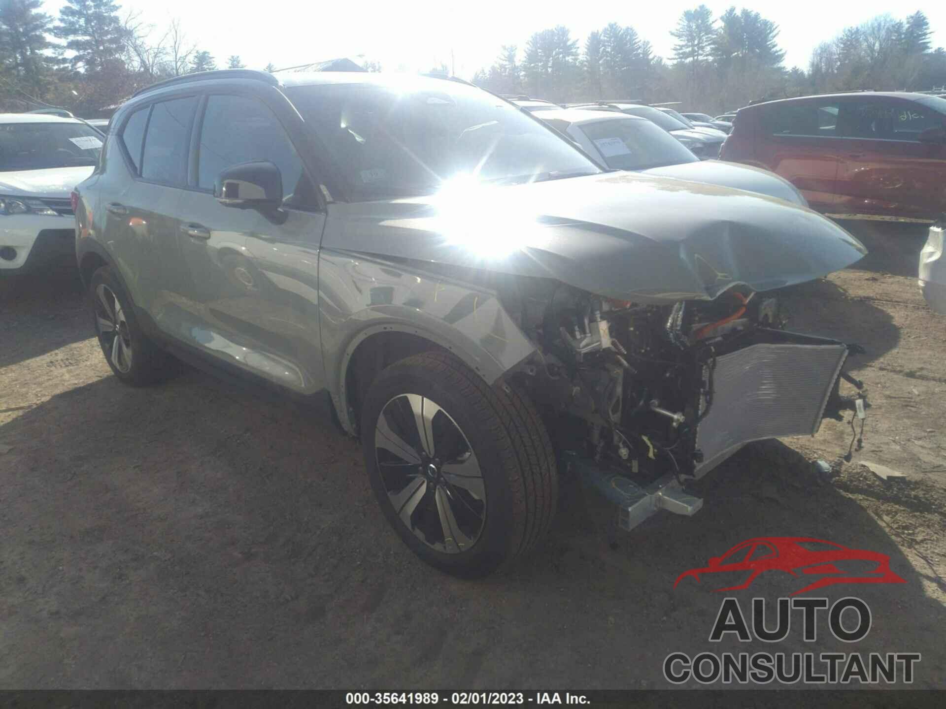 VOLVO XC40 RECHARGE PURE 2023 - YV4ED3UW7P2951236