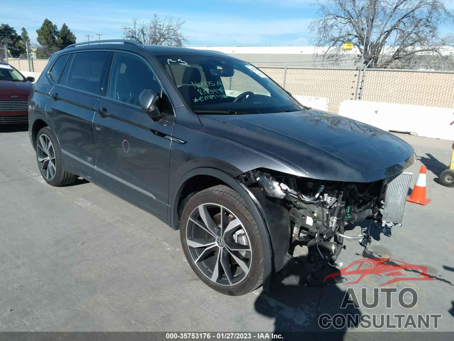 VOLKSWAGEN TIGUAN 2022 - 3VV4B7AX9NM023251