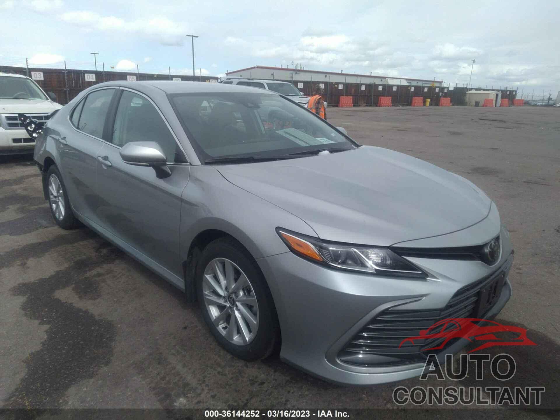 TOYOTA CAMRY 2023 - 4T1C11BK9PU084137