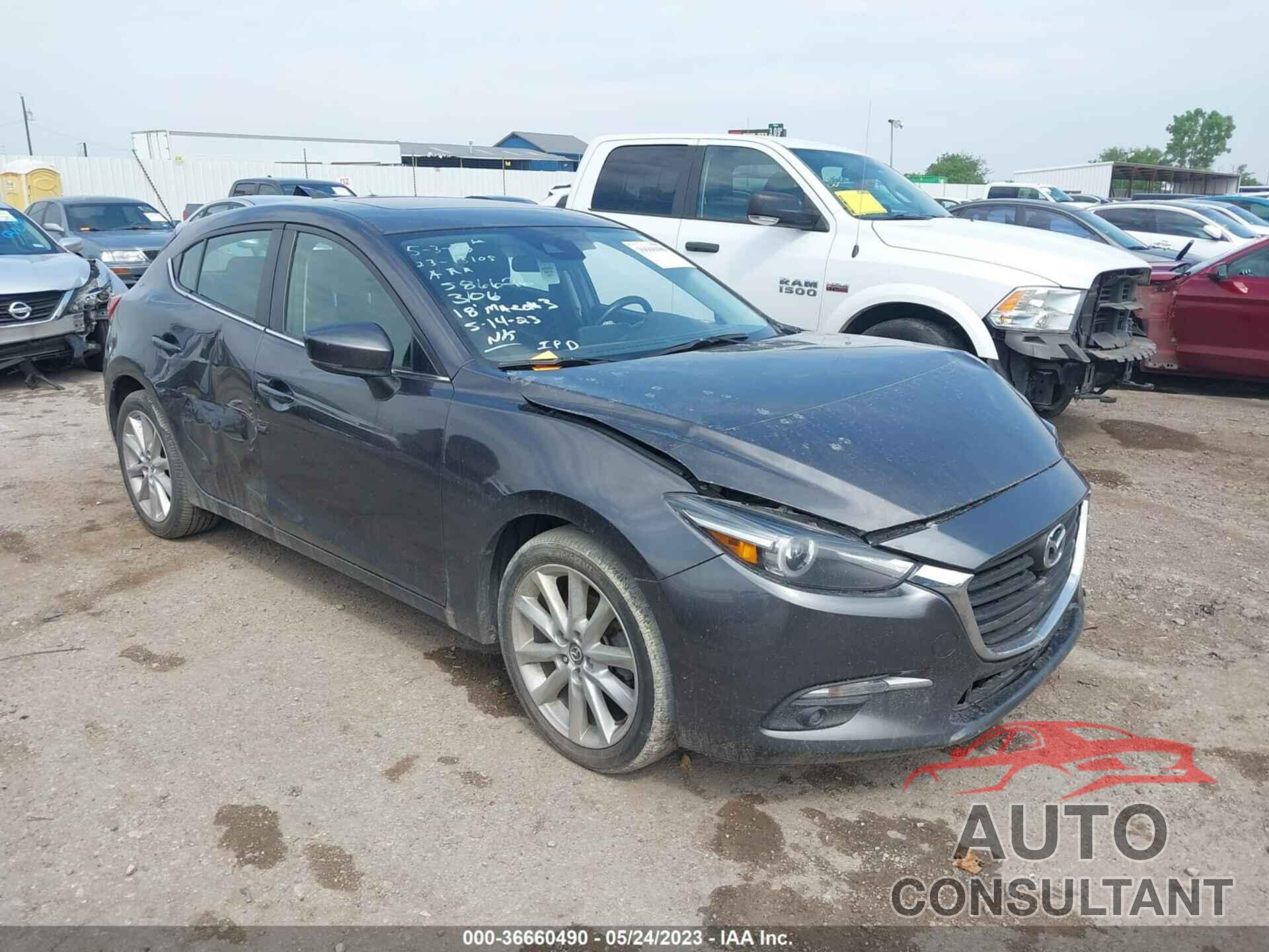 MAZDA MAZDA3 2018 - 3MZBN1M3XJM182533