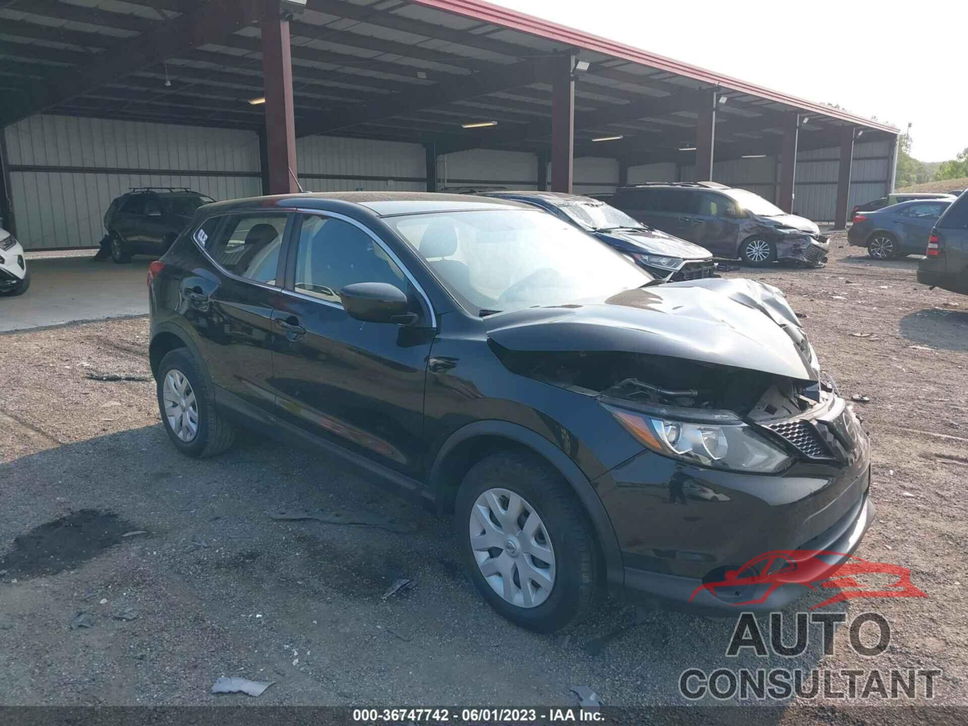 NISSAN ROGUE SPORT 2018 - JN1BJ1CP7JW155005